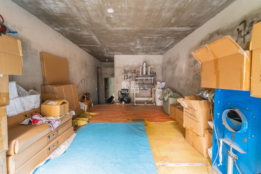 鹏基诺亚山林  4室2厅1卫   332.00万