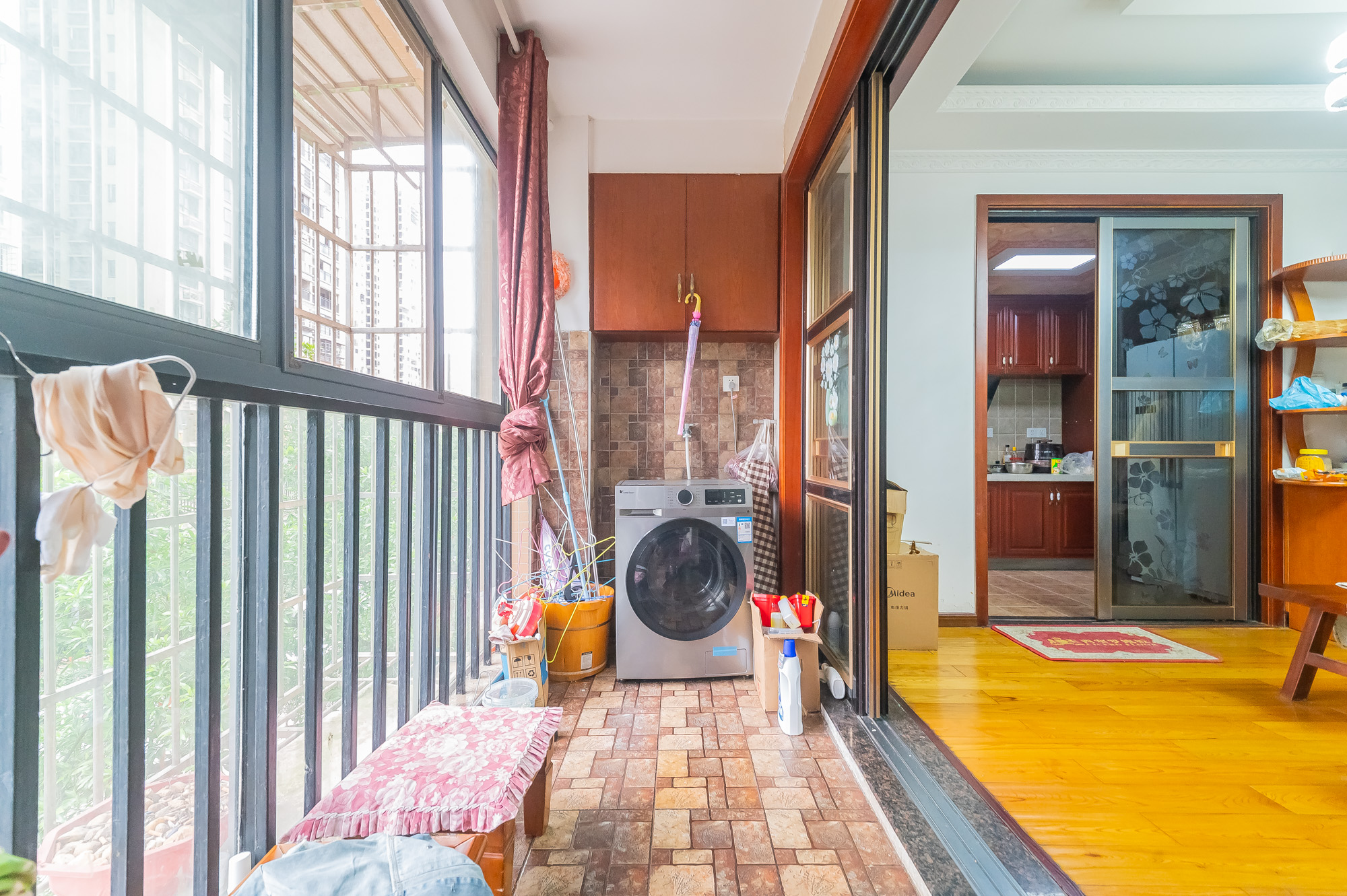 鹏基诺亚山林 3室2厅2卫 110.0万 鹏基诺亚山林 3室2厅2卫 110.0万阳台