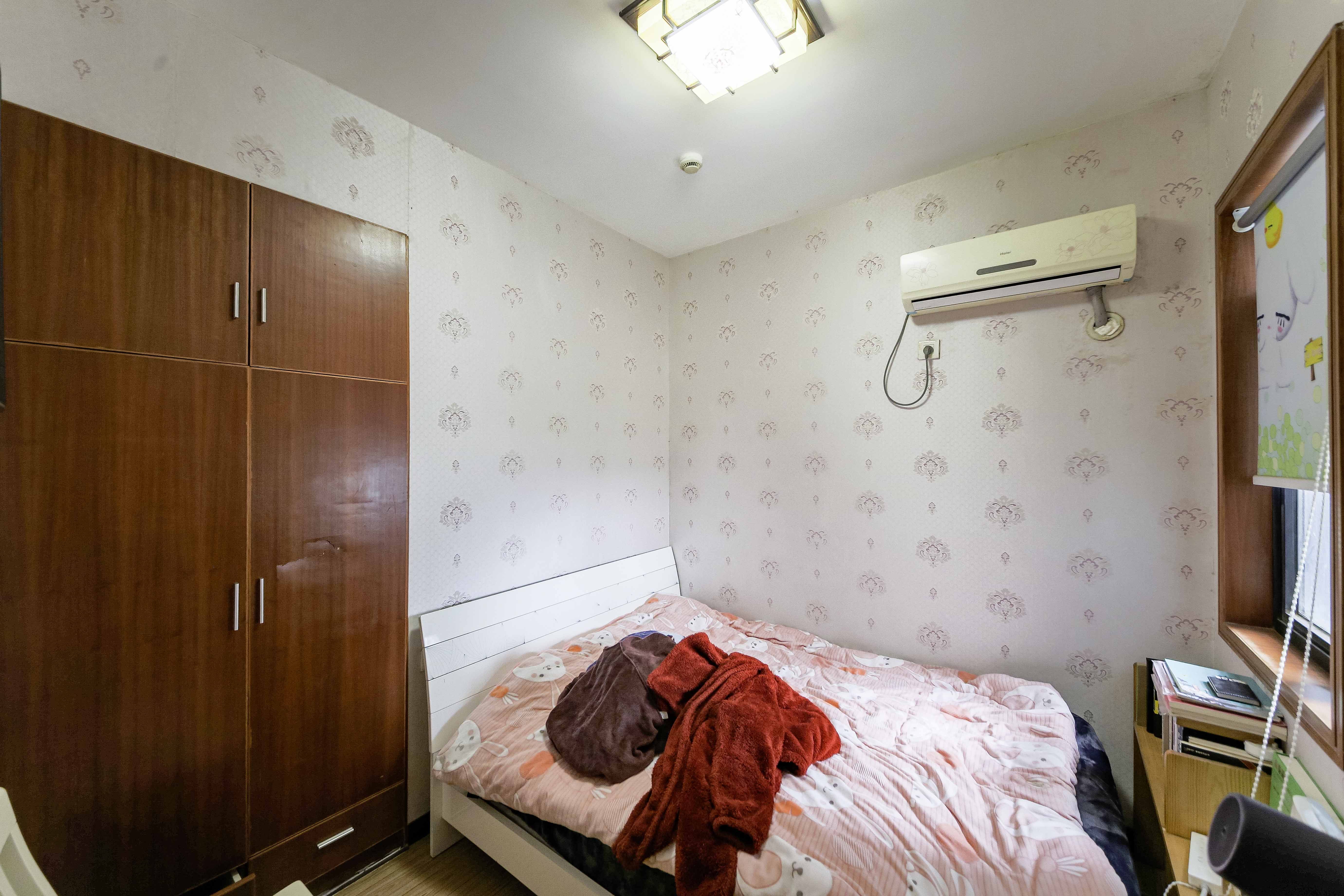 鑫远杰座 2室2厅1卫 68.0万 鑫远杰座 2室2厅1卫 68.0万卧室