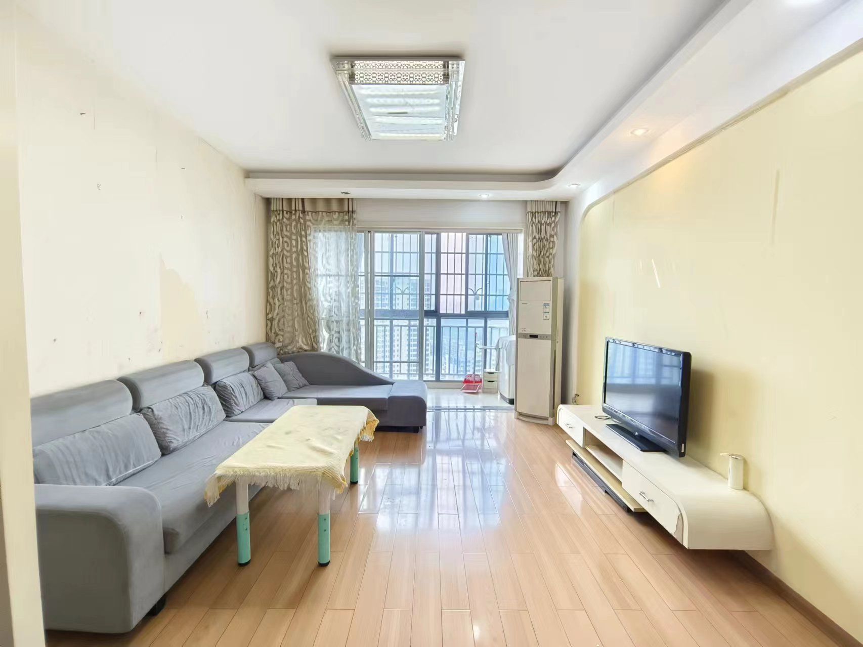 圣华名城建设北路110号 2室2厅1卫 30.0万 圣华名城建设北路110号 2室2厅1卫 30.0万室内图