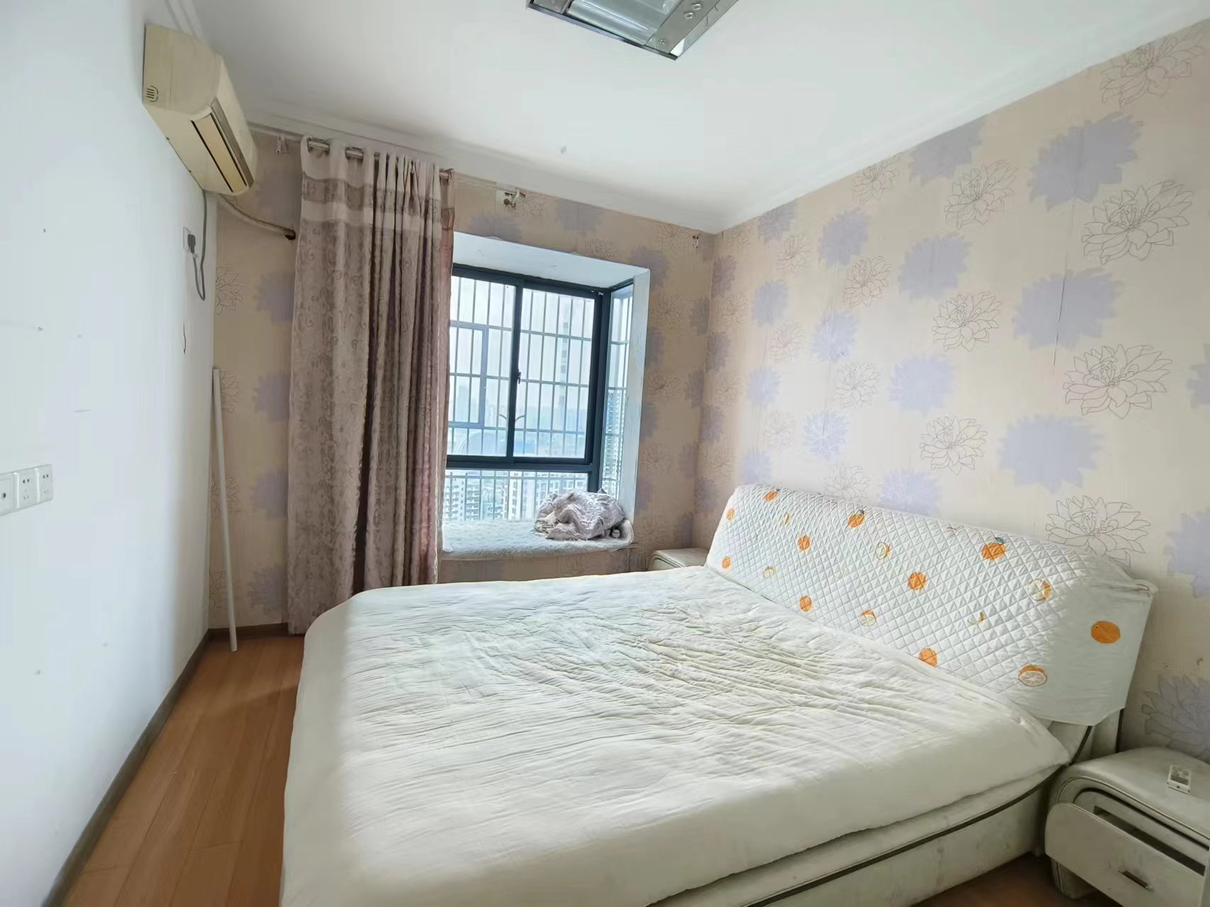 圣华名城建设北路110号 2室2厅1卫 30.0万 圣华名城建设北路110号 2室2厅1卫 30.0万室内图