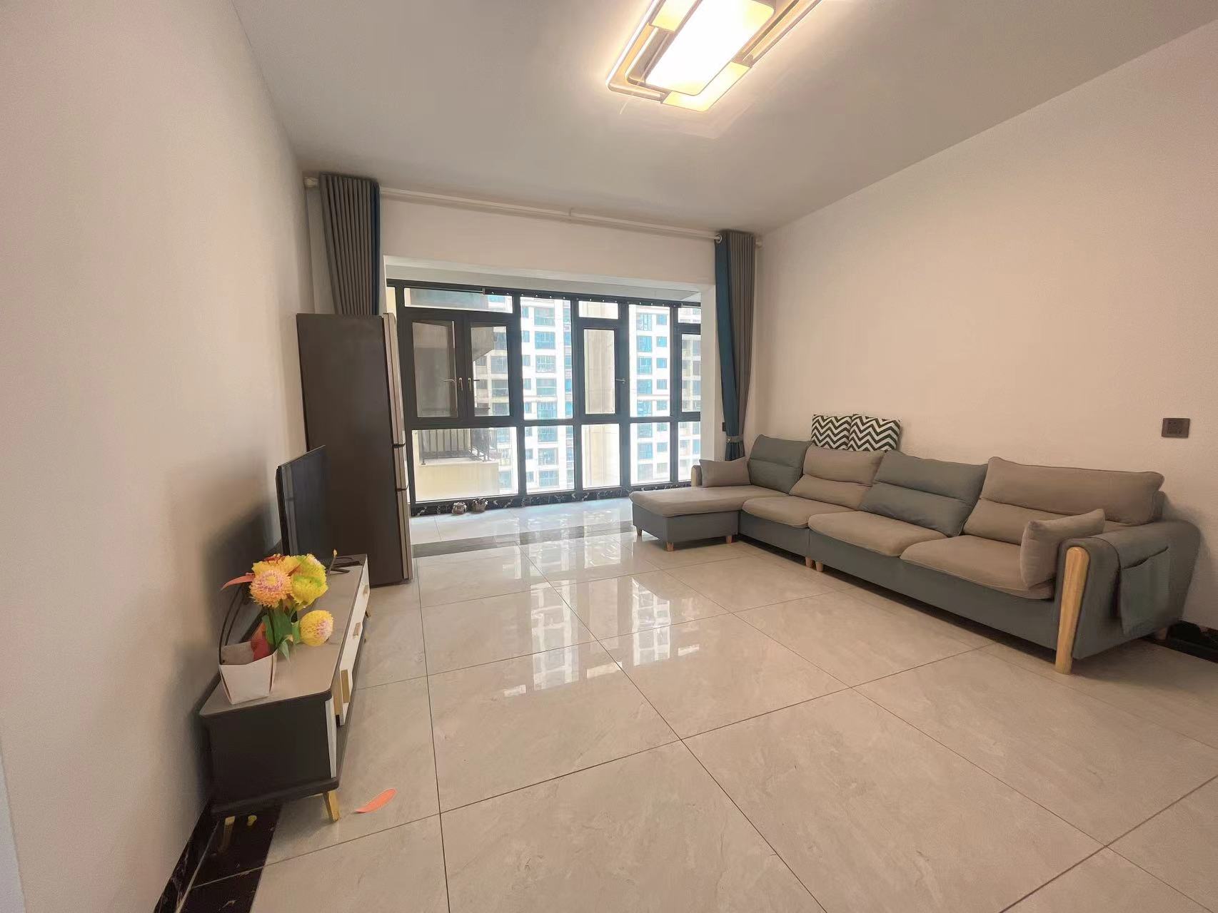 桂花城 3室2厅2卫 62.0万 桂花城 3室2厅2卫 62.0万室内图