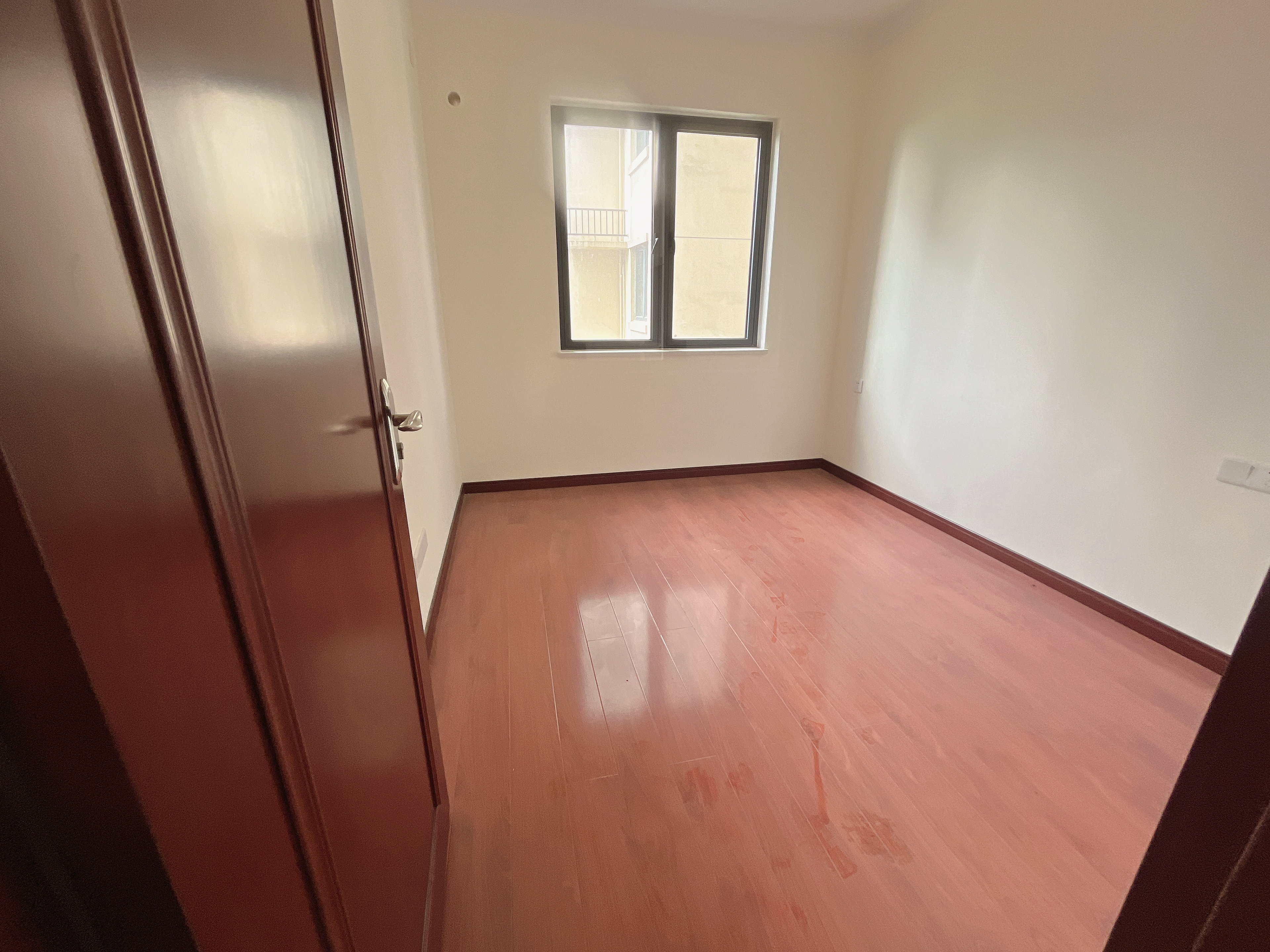 中建玥熙台 4室2厅2卫 75.0万 中建玥熙台 4室2厅2卫 75.0万室内图