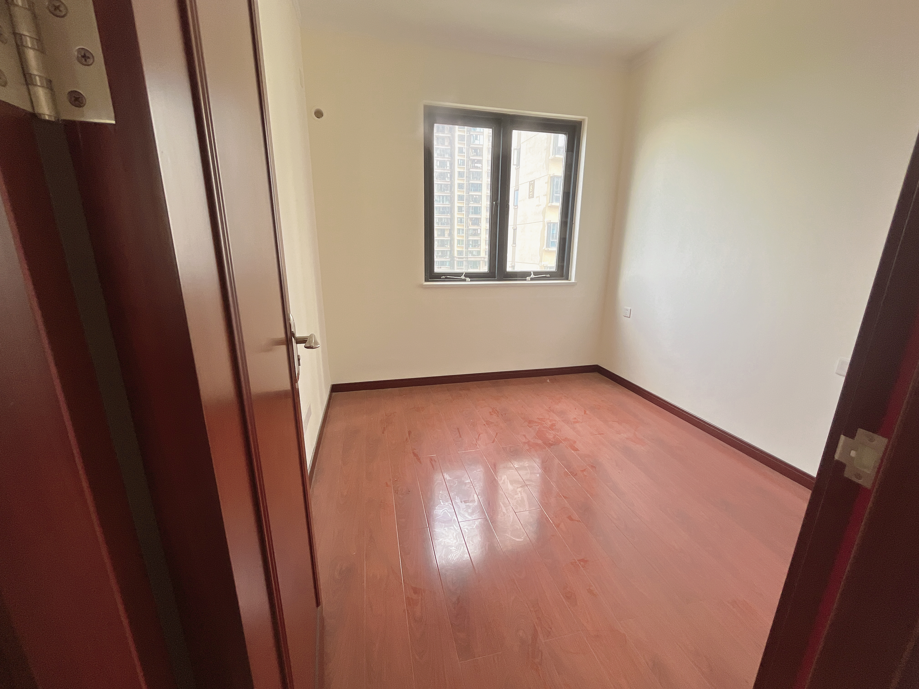 中建玥熙台 4室2厅2卫 75.0万 中建玥熙台 4室2厅2卫 75.0万室内图