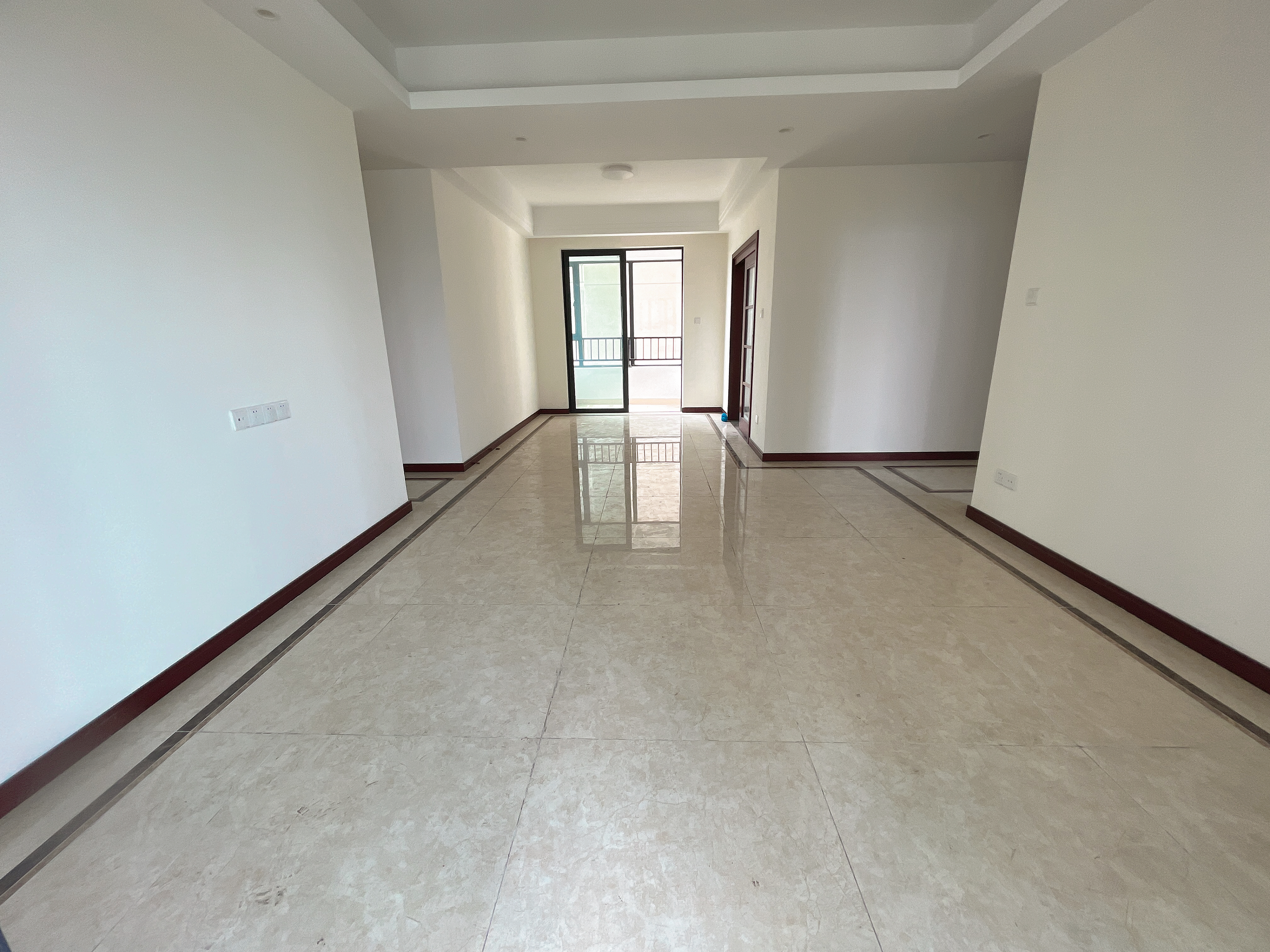 中建玥熙台 4室2厅2卫 75.0万 中建玥熙台 4室2厅2卫 75.0万室内图