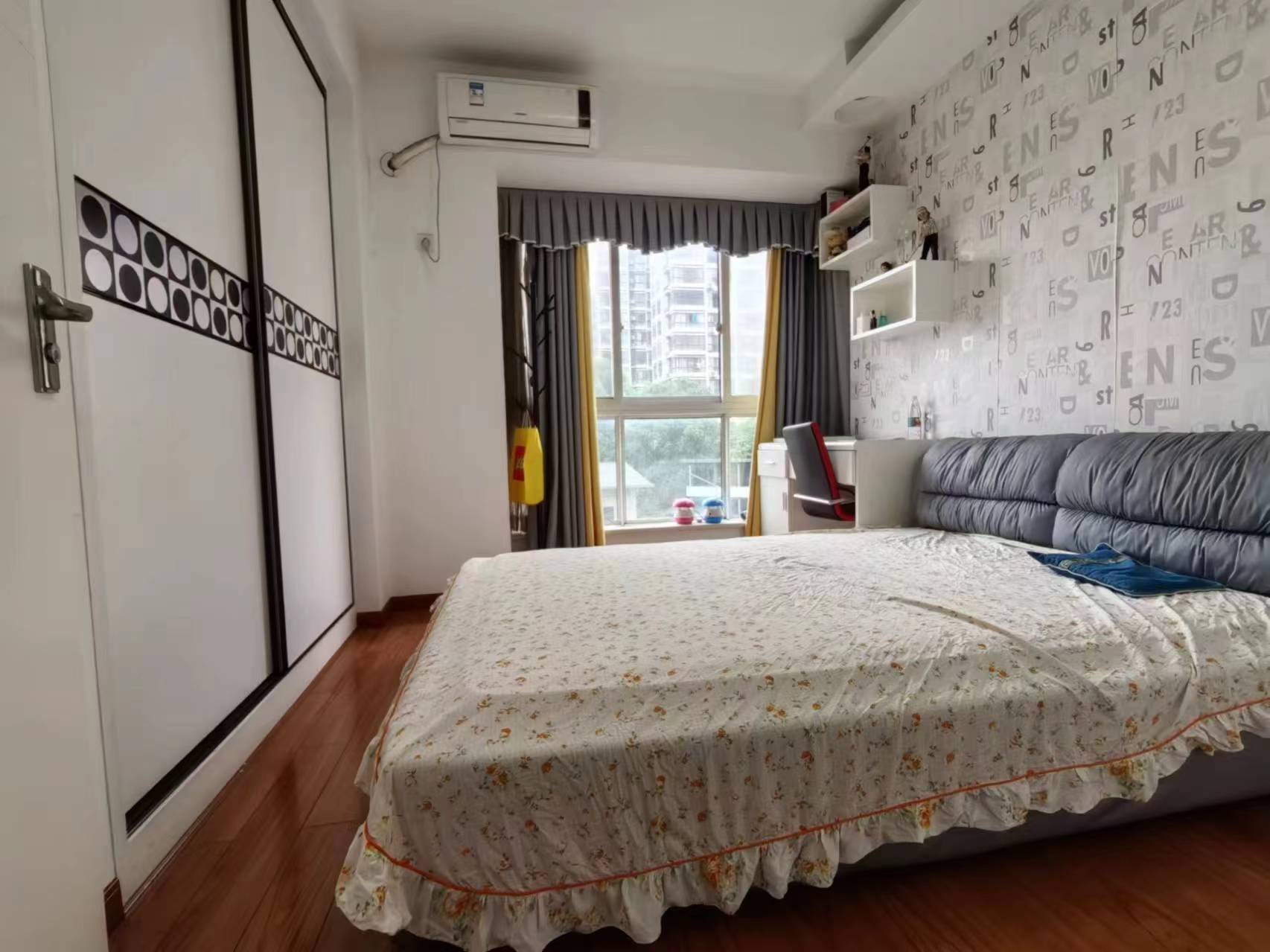 印象华都 3室2厅2卫 62.8万 印象华都 3室2厅2卫 62.8万室内图