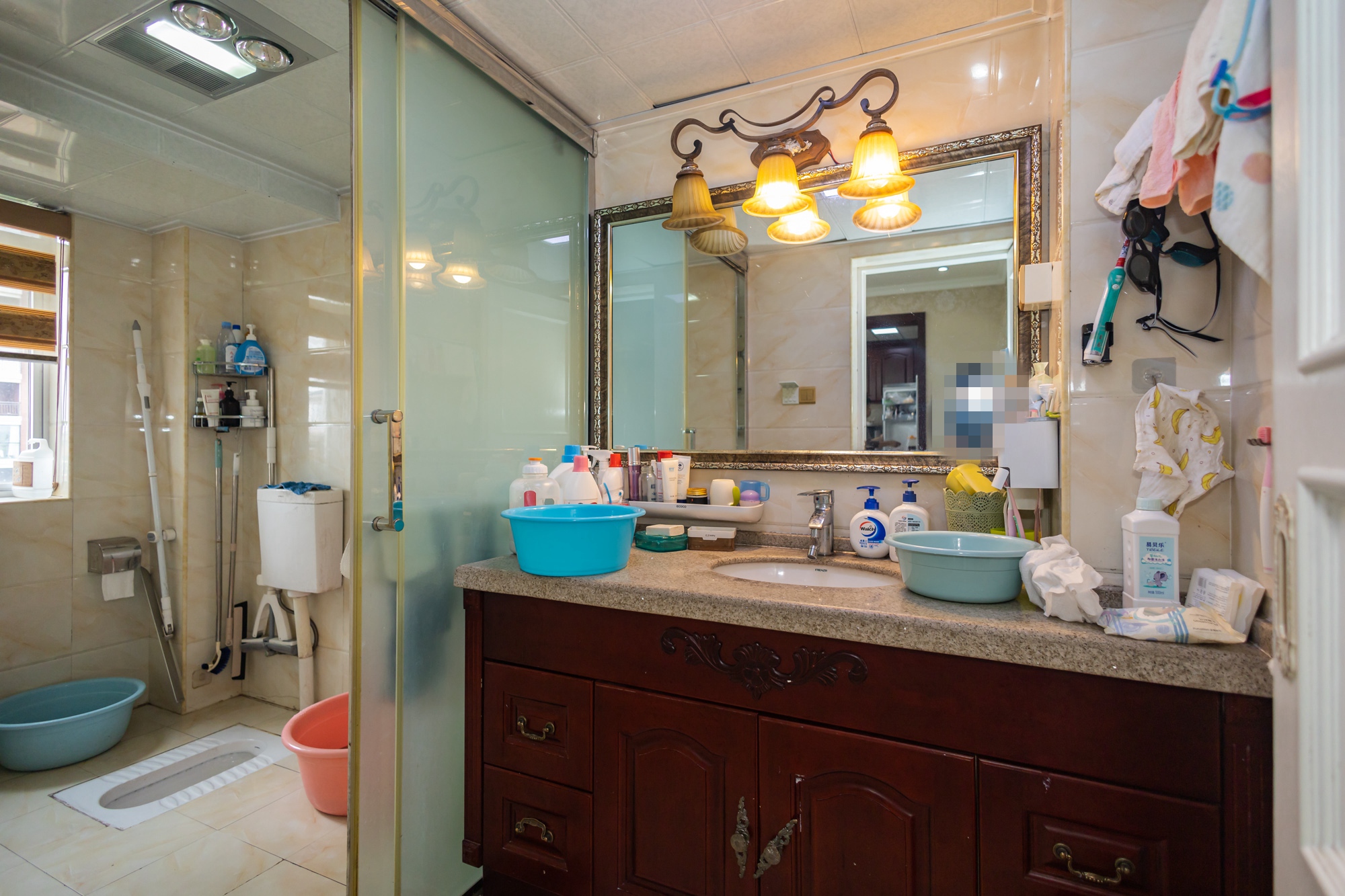 淞雅苑  4室2厅2卫    108.5万 淞雅苑  4室2厅2卫    108.5万卫生间