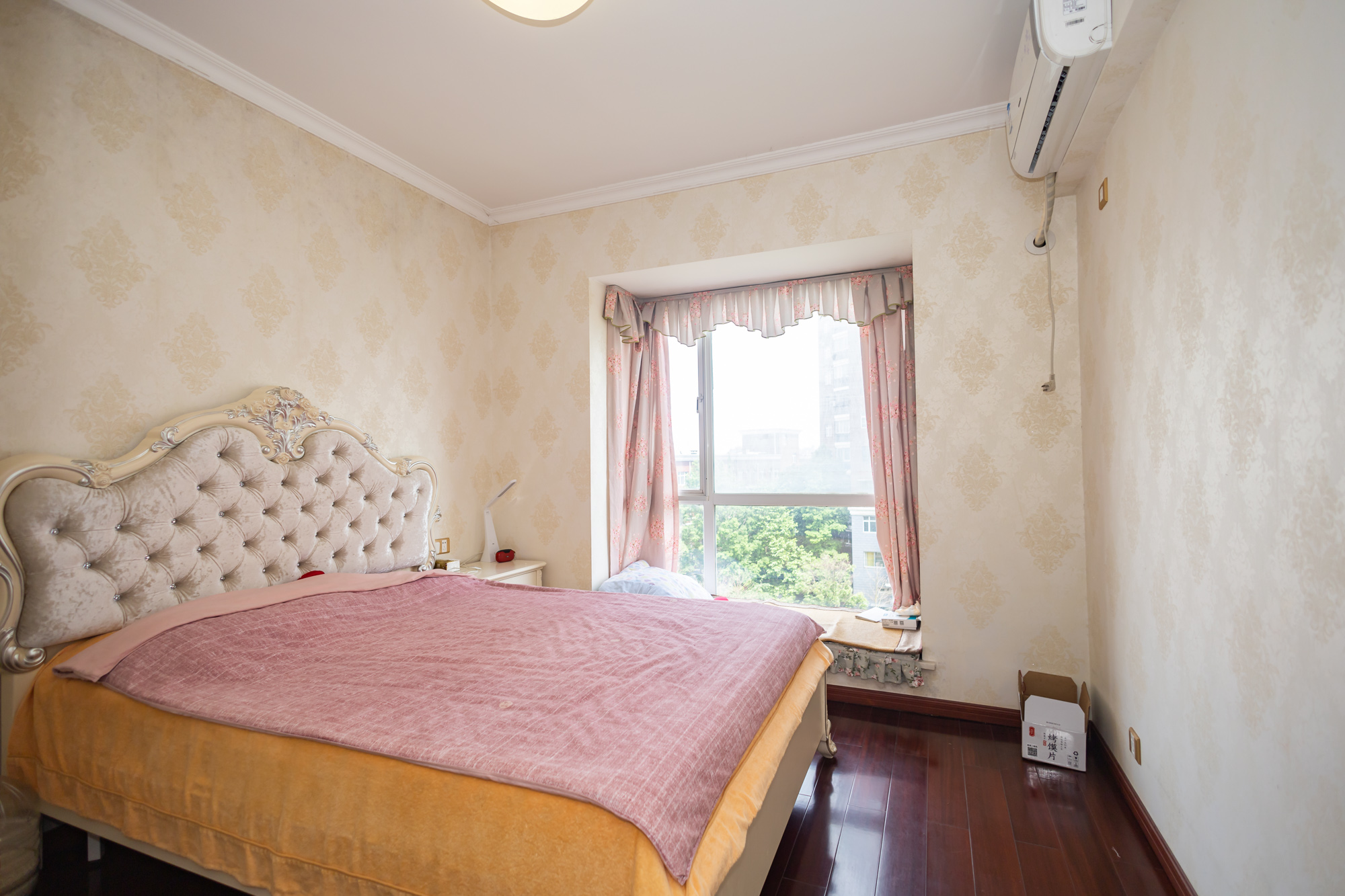 淞雅苑  4室2厅2卫    108.5万 淞雅苑  4室2厅2卫    108.5万卧室