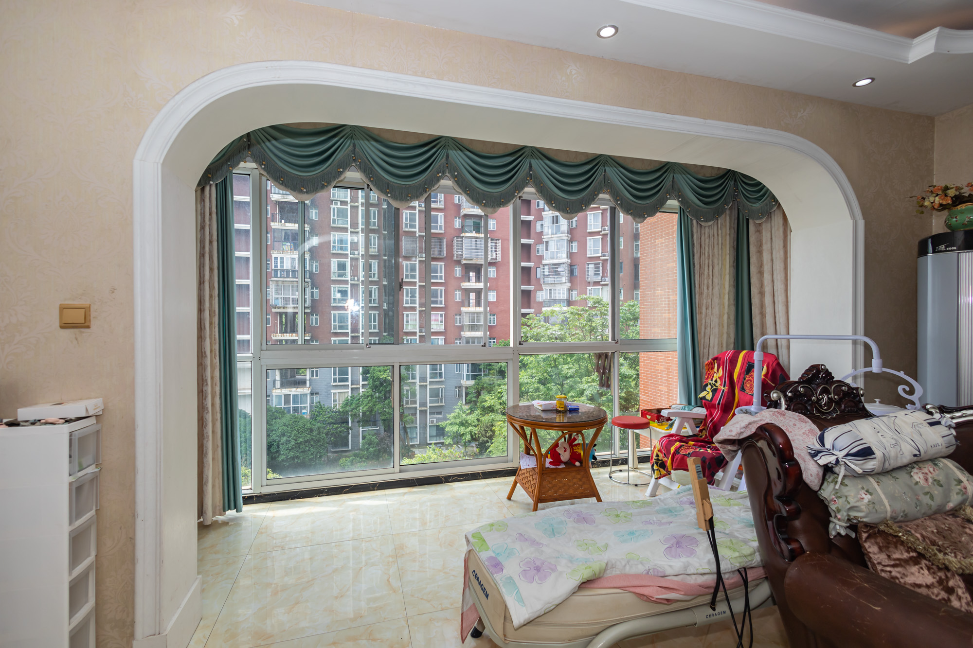 淞雅苑  4室2厅2卫    108.5万 淞雅苑  4室2厅2卫    108.5万阳台