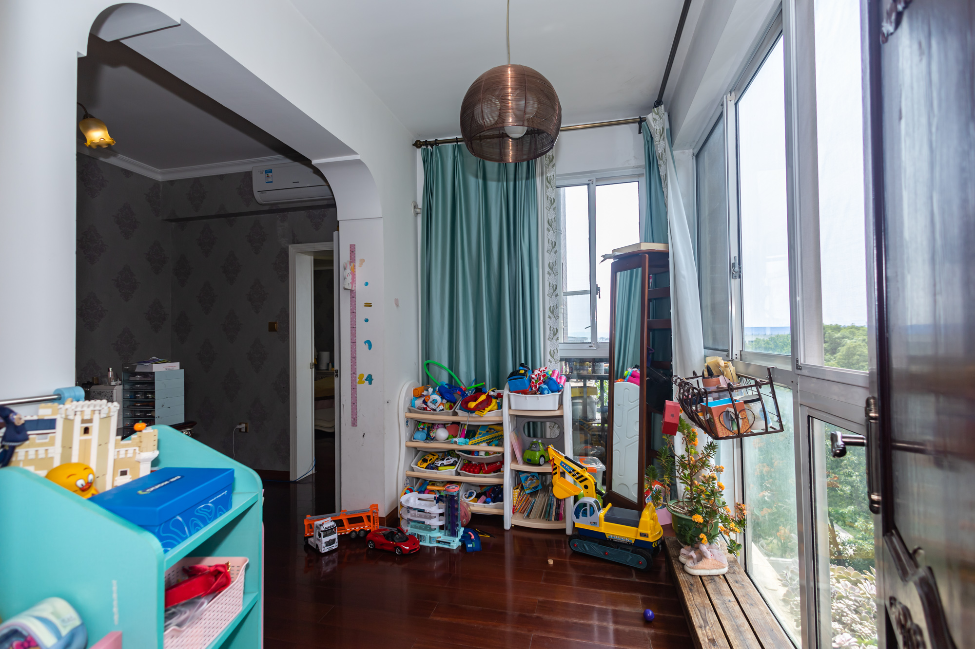 淞雅苑  4室2厅2卫    108.5万 淞雅苑  4室2厅2卫    108.5万阳台