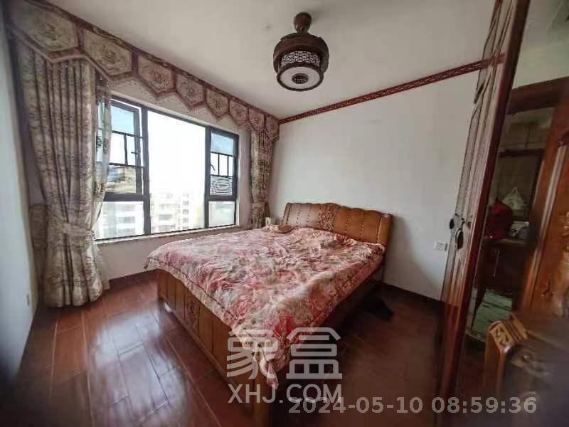 长房时代城  4室2厅2卫   5000.00元/月室内图1