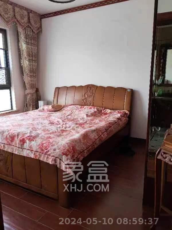 长房时代城  4室2厅2卫   5000.00元/月室内图