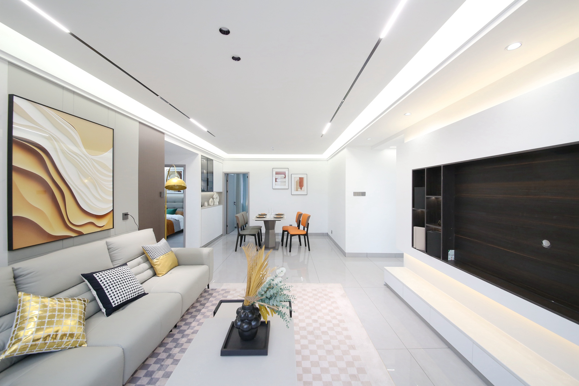 新华联家园  3室2厅2卫    149.8万客厅