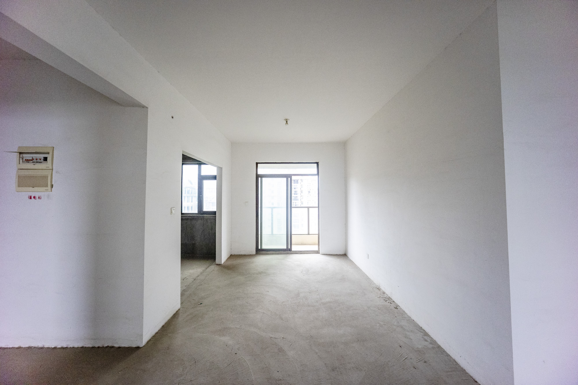 中建江山壹号  4室2厅3卫   409.00万其他
