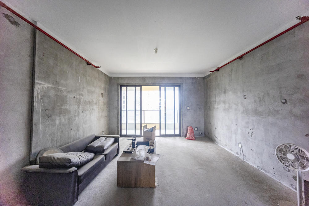 中建江山壹号  4室2厅3卫   350.00万
