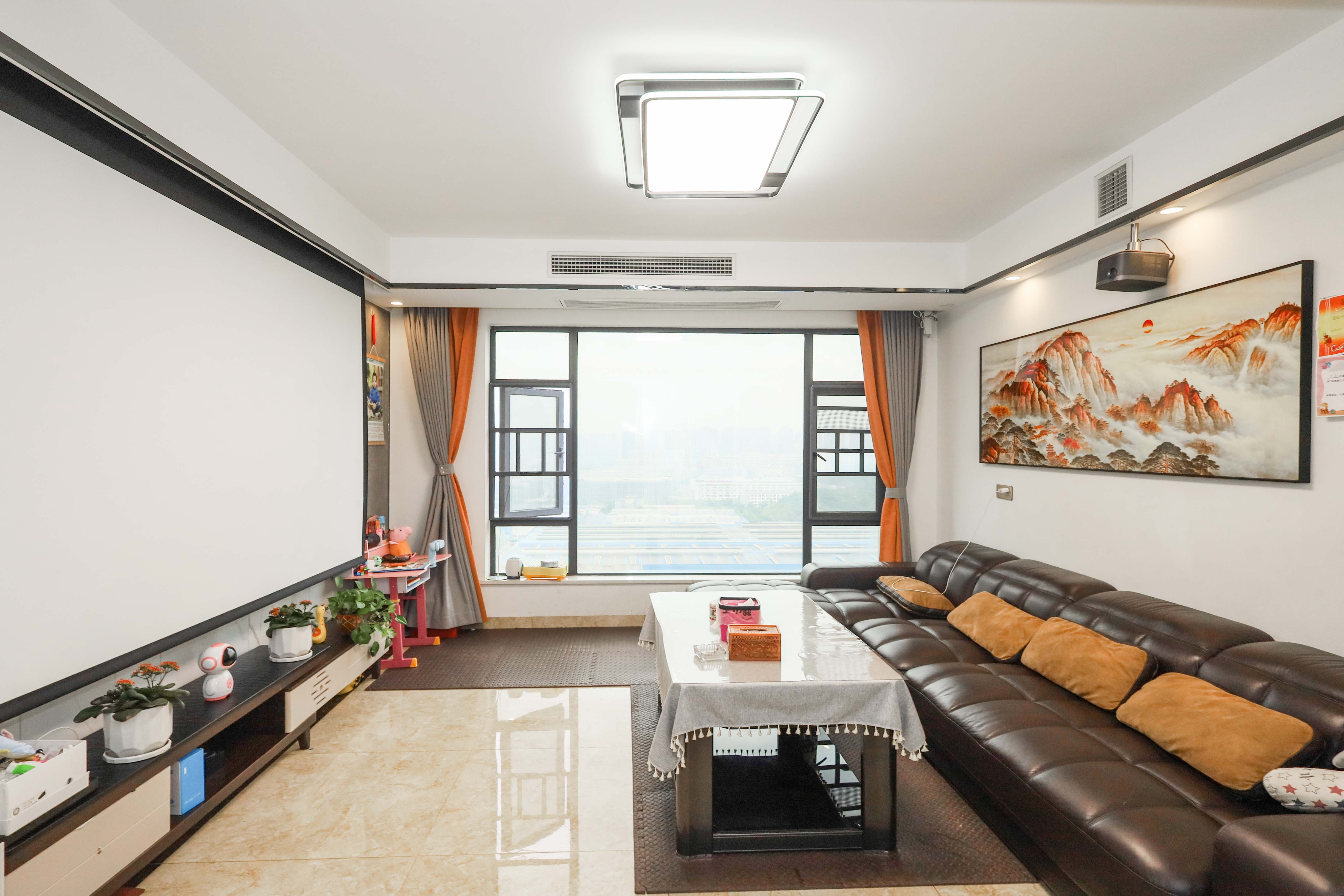 天元涉外景园B区  4室2厅2卫    118.0万 天元涉外景园B区  4室2厅2卫    118.0万客厅