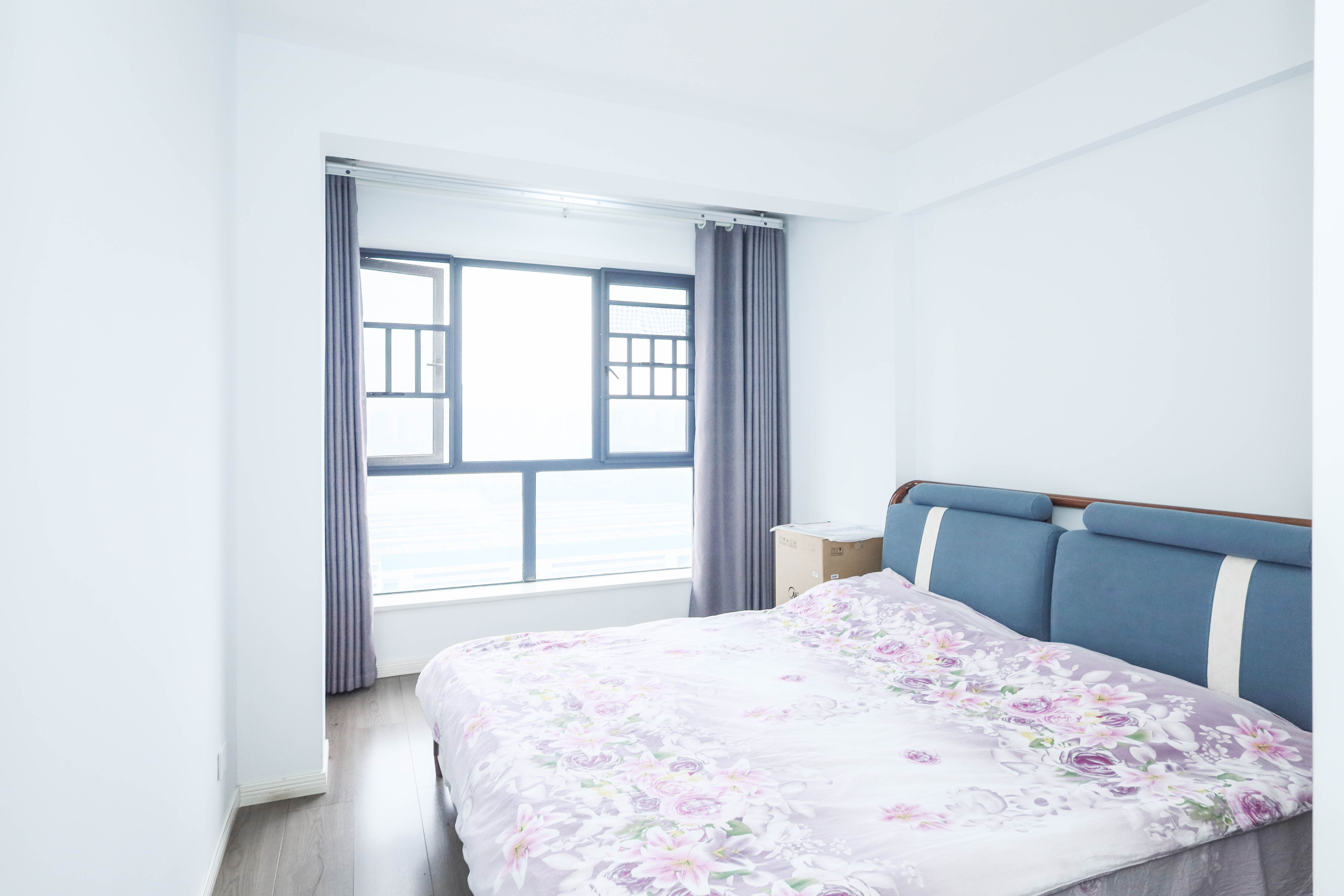 天元涉外景园B区  4室2厅2卫    118.0万 天元涉外景园B区  4室2厅2卫    118.0万卧室