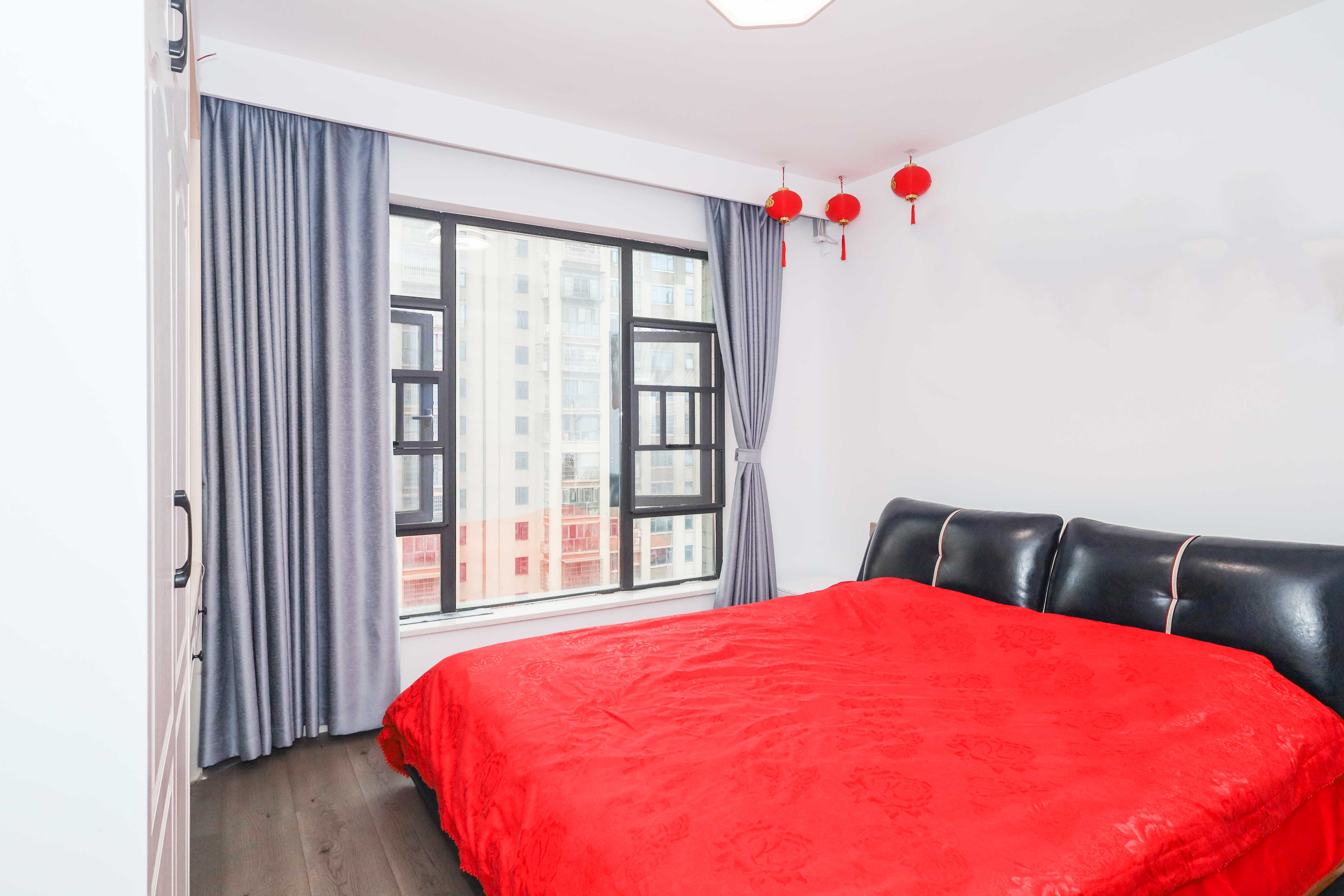 天元涉外景园B区  4室2厅2卫    118.0万 天元涉外景园B区  4室2厅2卫    118.0万卧室