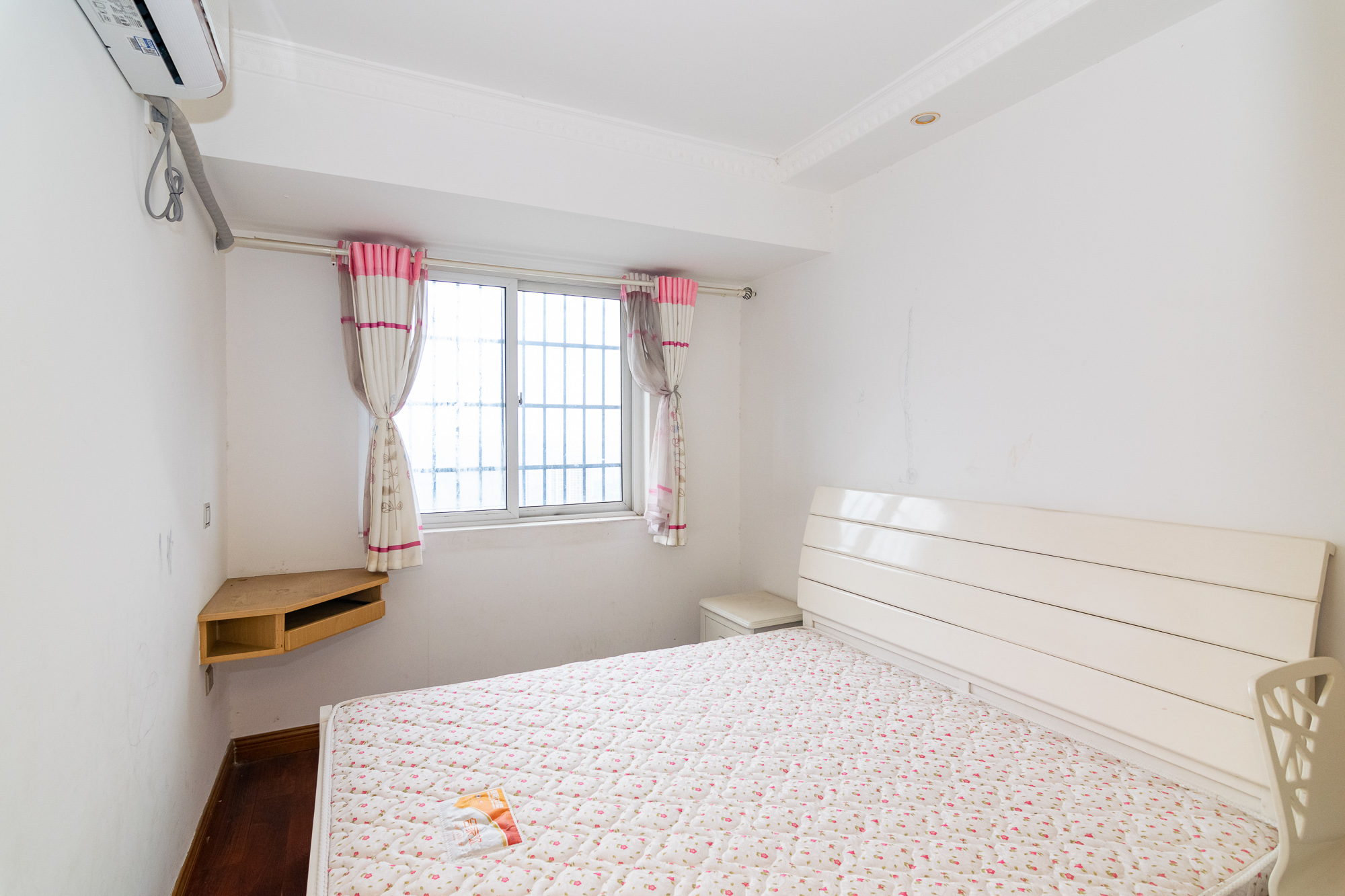 新城国际花都 3室2厅1卫 63.0万 新城国际花都 3室2厅1卫 63.0万卧室