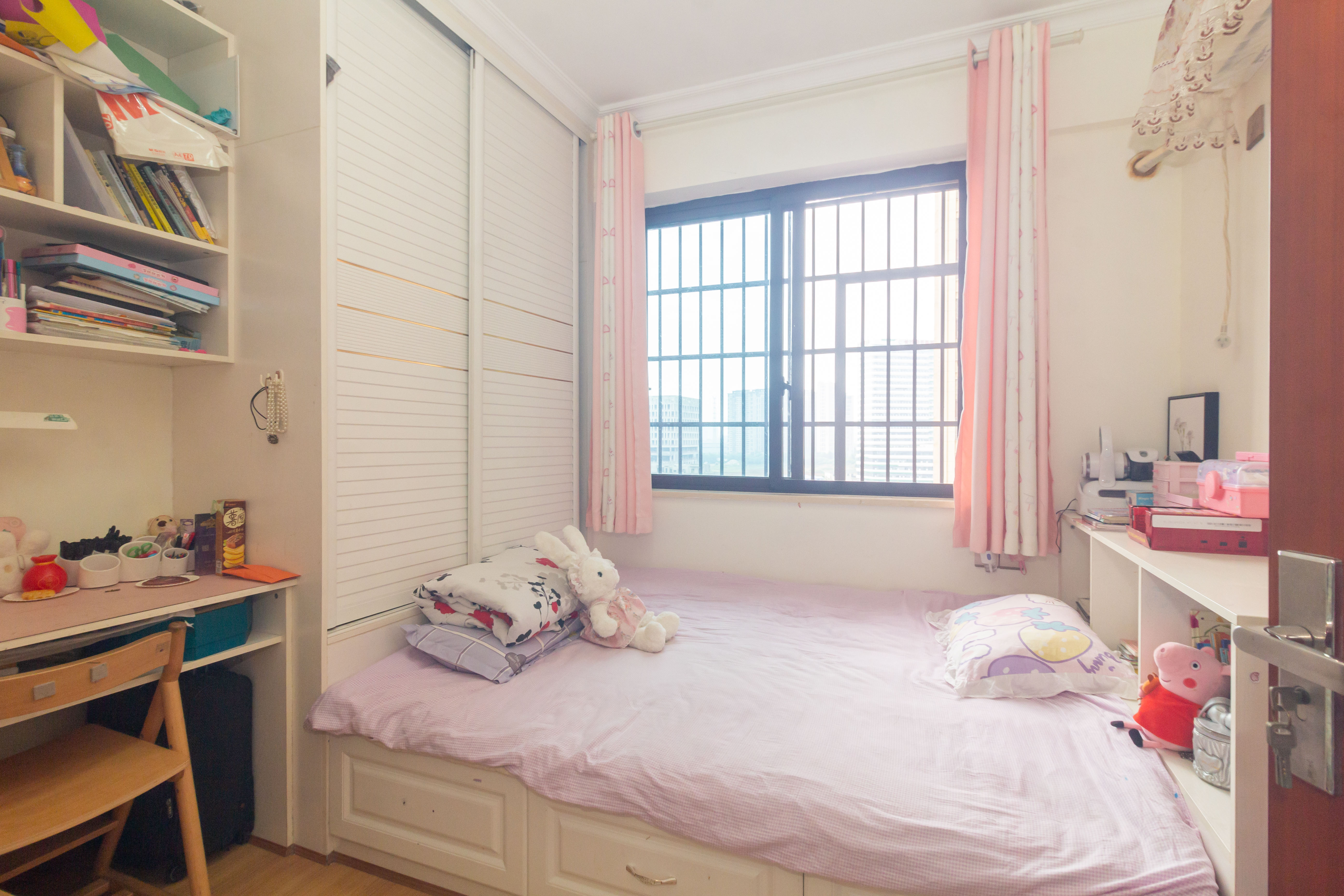 东方美地 3室2厅2卫 96.8万 东方美地 3室2厅2卫 96.8万卧室