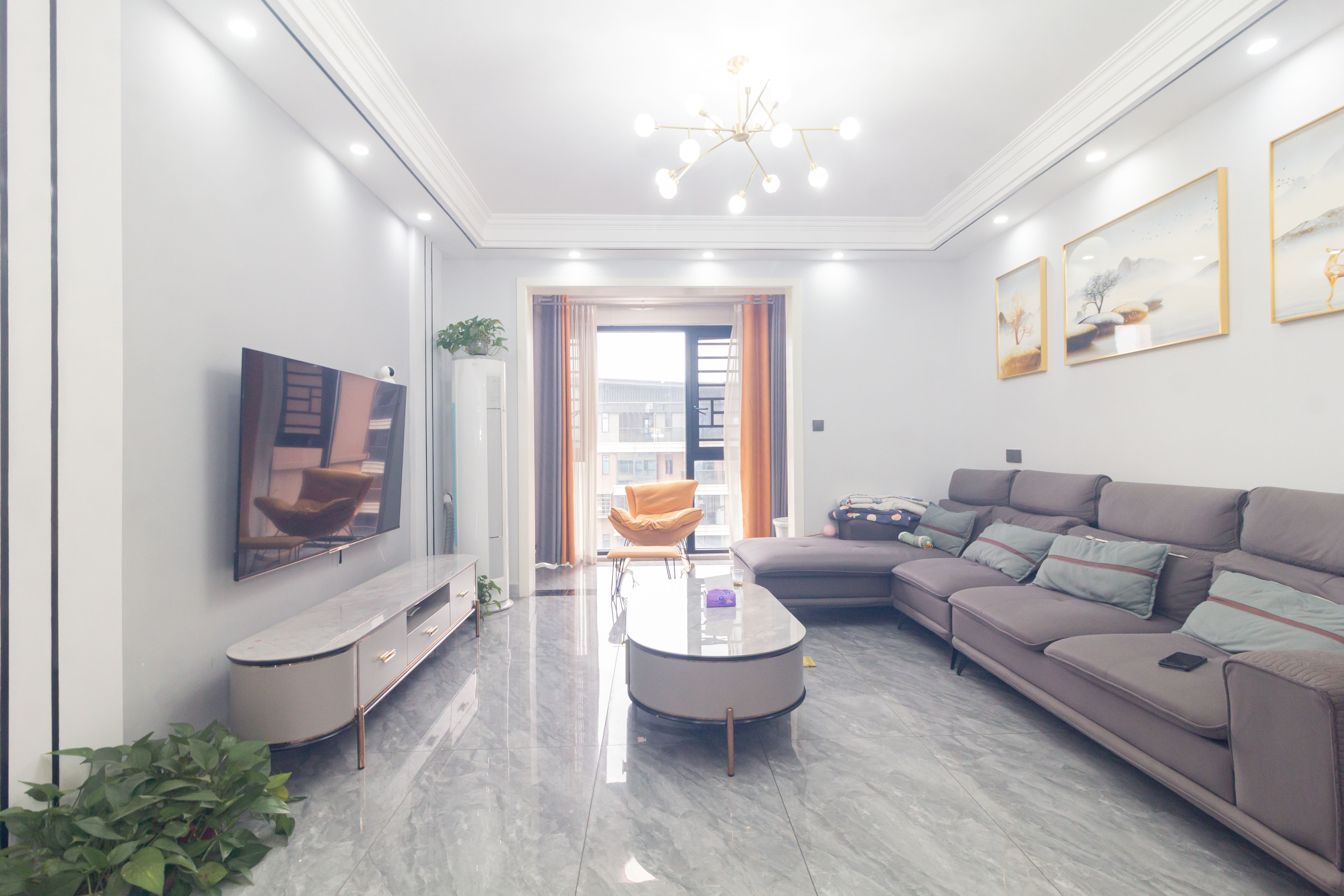 福天星中心(福天星雅苑) 3室2厅2卫 89.8万 福天星中心(福天星雅苑) 3室2厅2卫 89.8万客厅