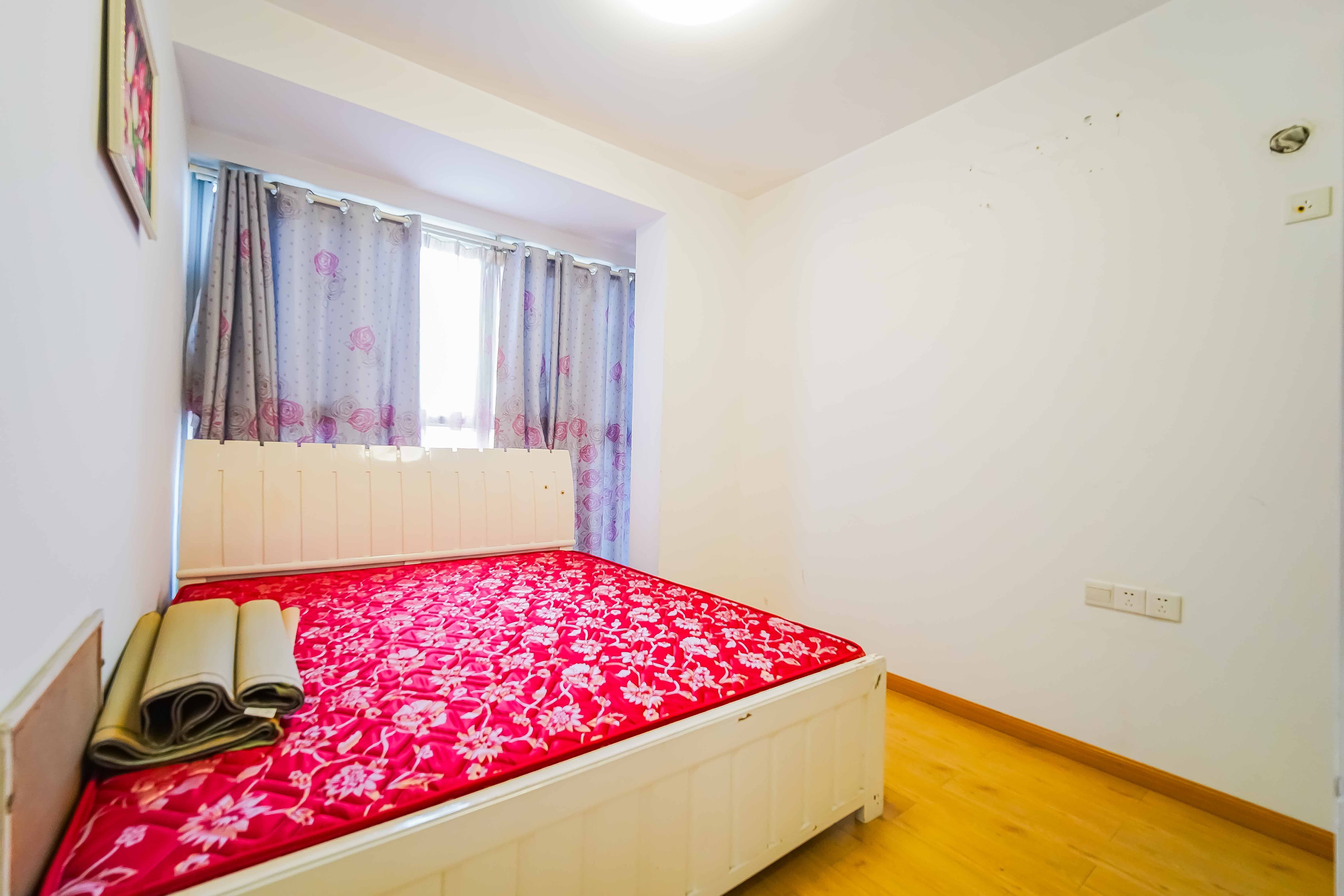 汇城上筑  3室2厅1卫    90.0万卧室