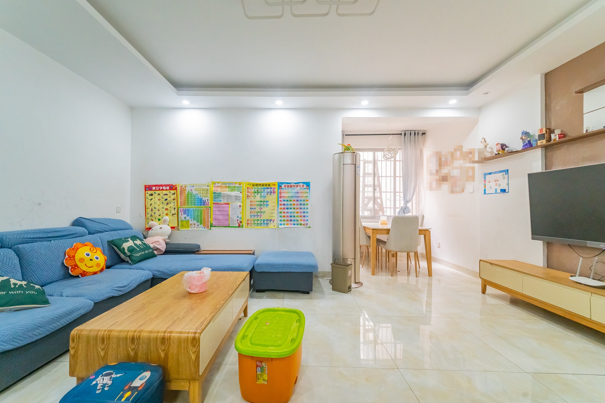 锦璨家园  3室2厅2卫    69.8万 锦璨家园  3室2厅2卫    69.8万