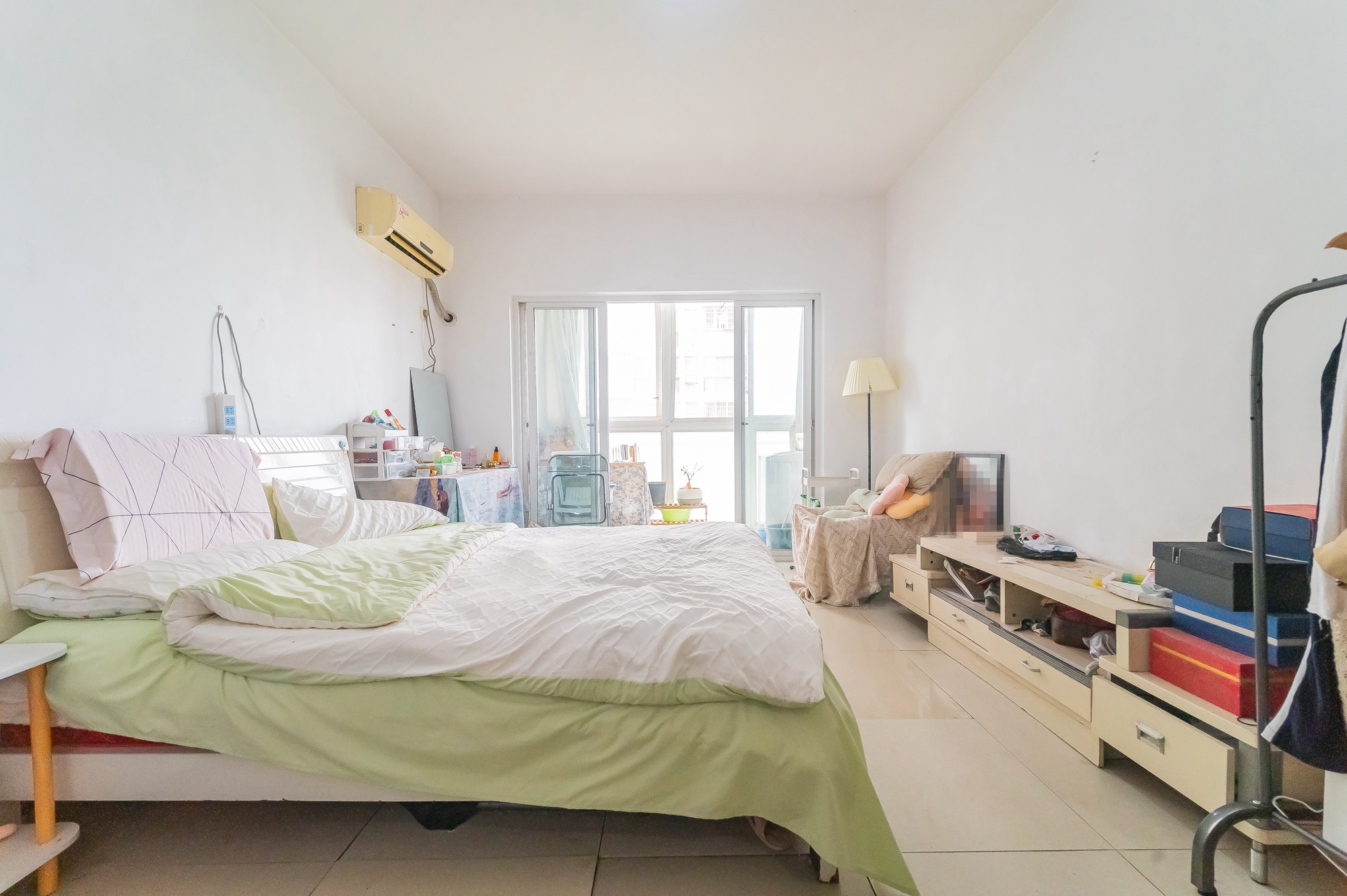 知微园  1室1厅1卫    15.0万 知微园  1室1厅1卫    15.0万