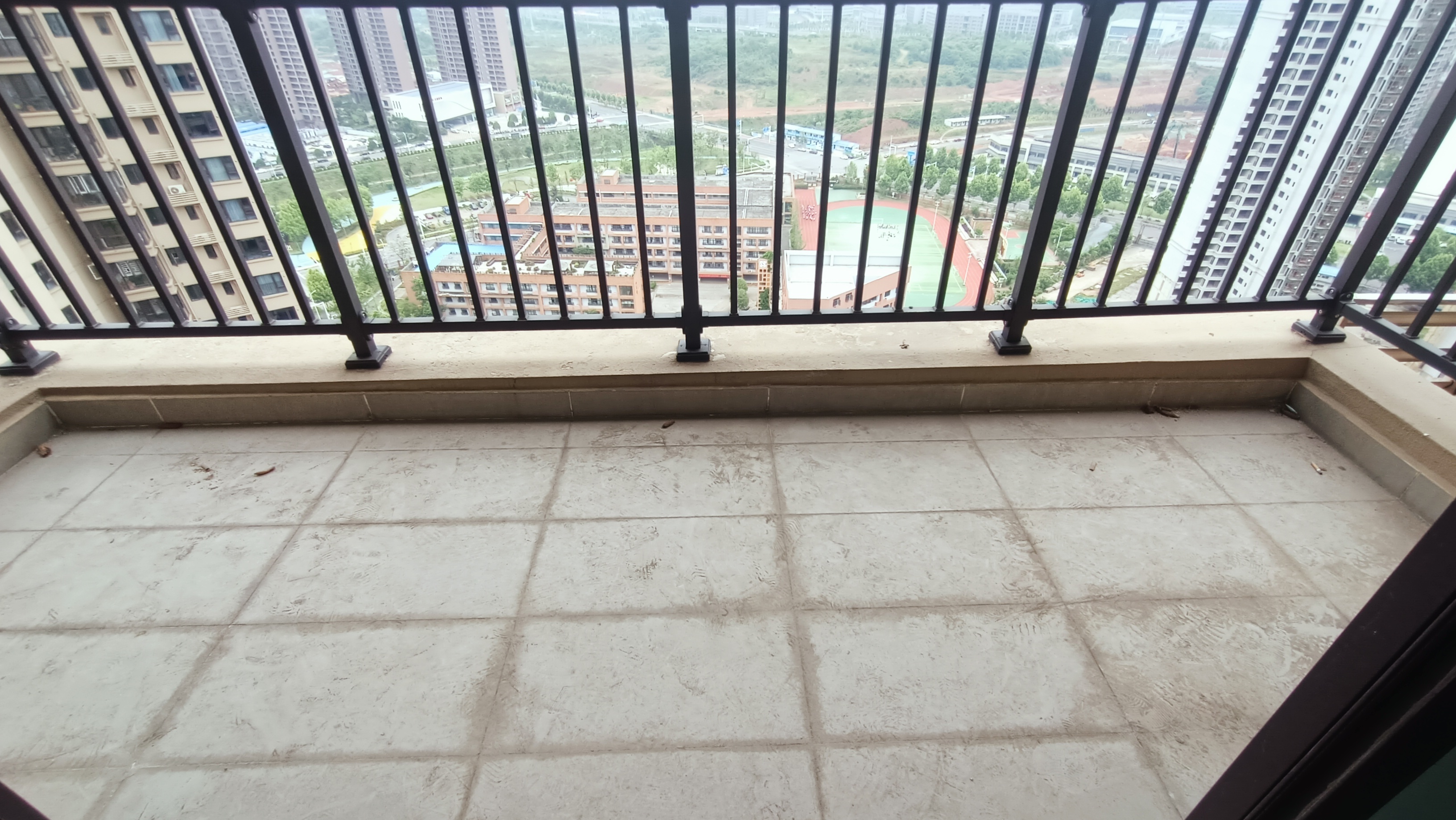 东部美的城 3室2厅2卫 80.0万 东部美的城 3室2厅2卫 80.0万室内图