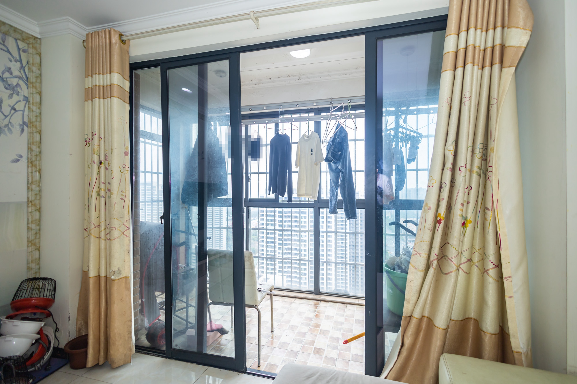 锦绣兰亭  3室2厅2卫   72.00万阳台