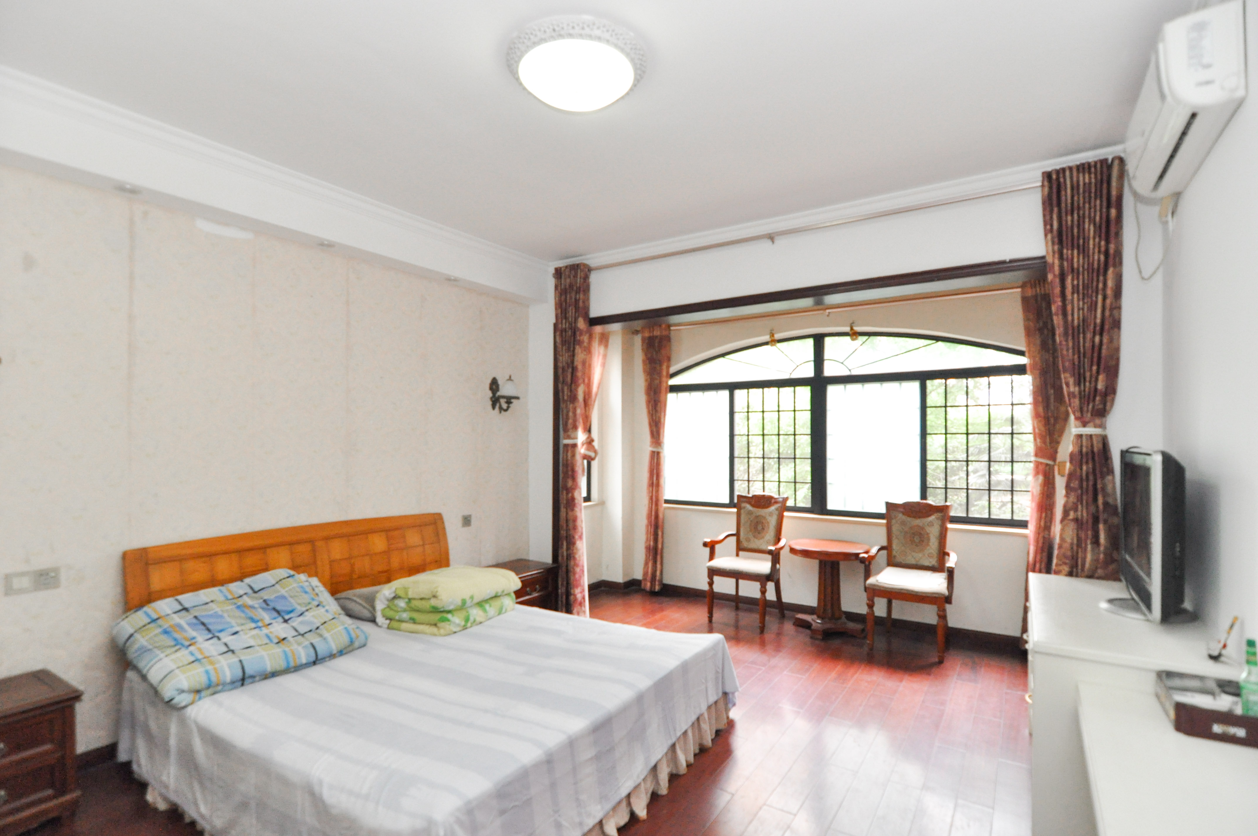 沁园春御院  4室2厅2卫    190.0万 沁园春御院  4室2厅2卫    190.0万其他