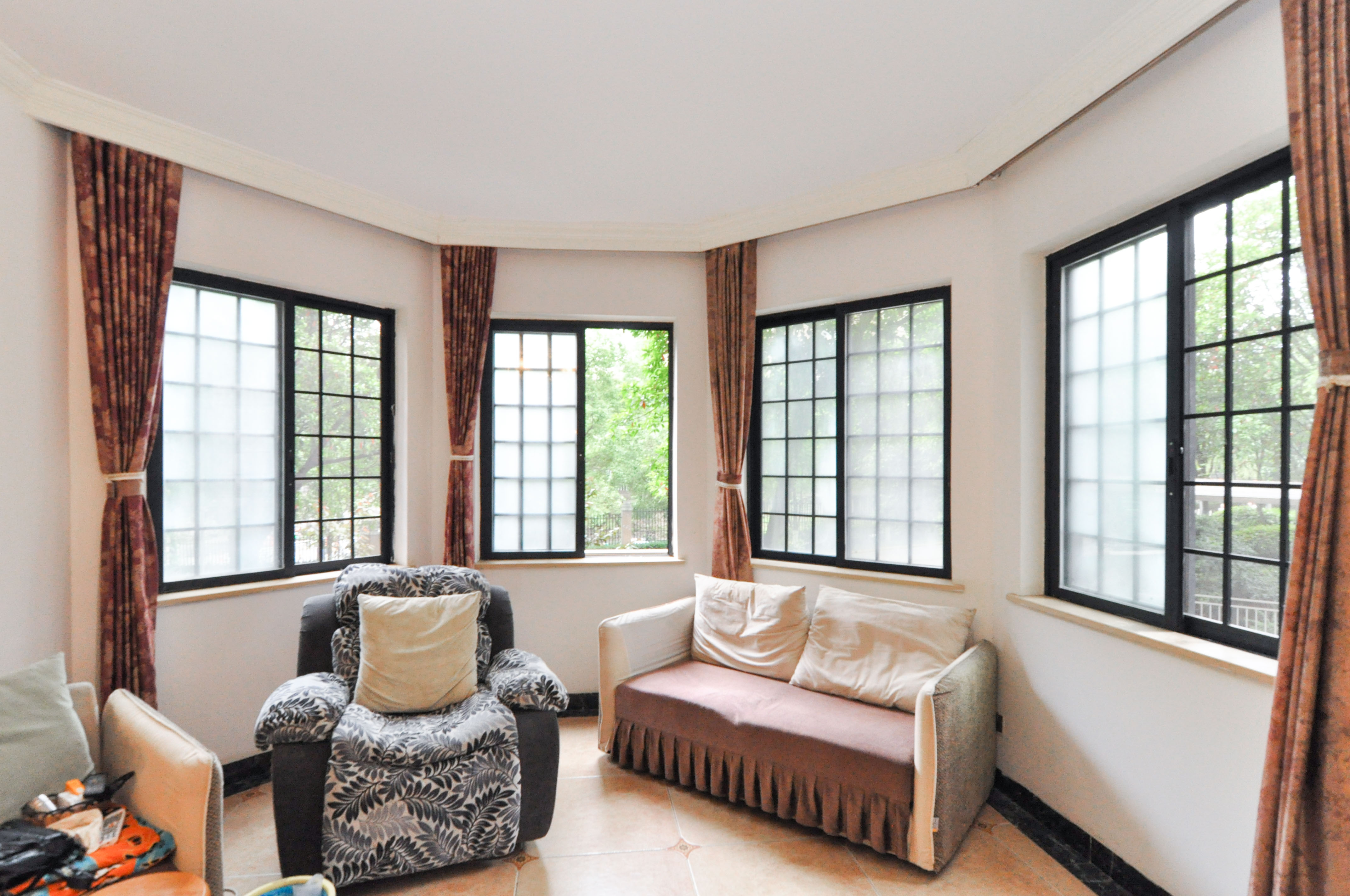 沁园春御院  4室2厅2卫    190.0万 沁园春御院  4室2厅2卫    190.0万其他