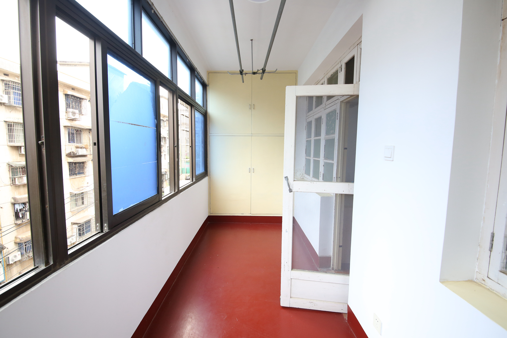 职院街189号（原雨花区法院宿舍（职院街法院宿舍）  2室1厅1卫   52.00万阳台