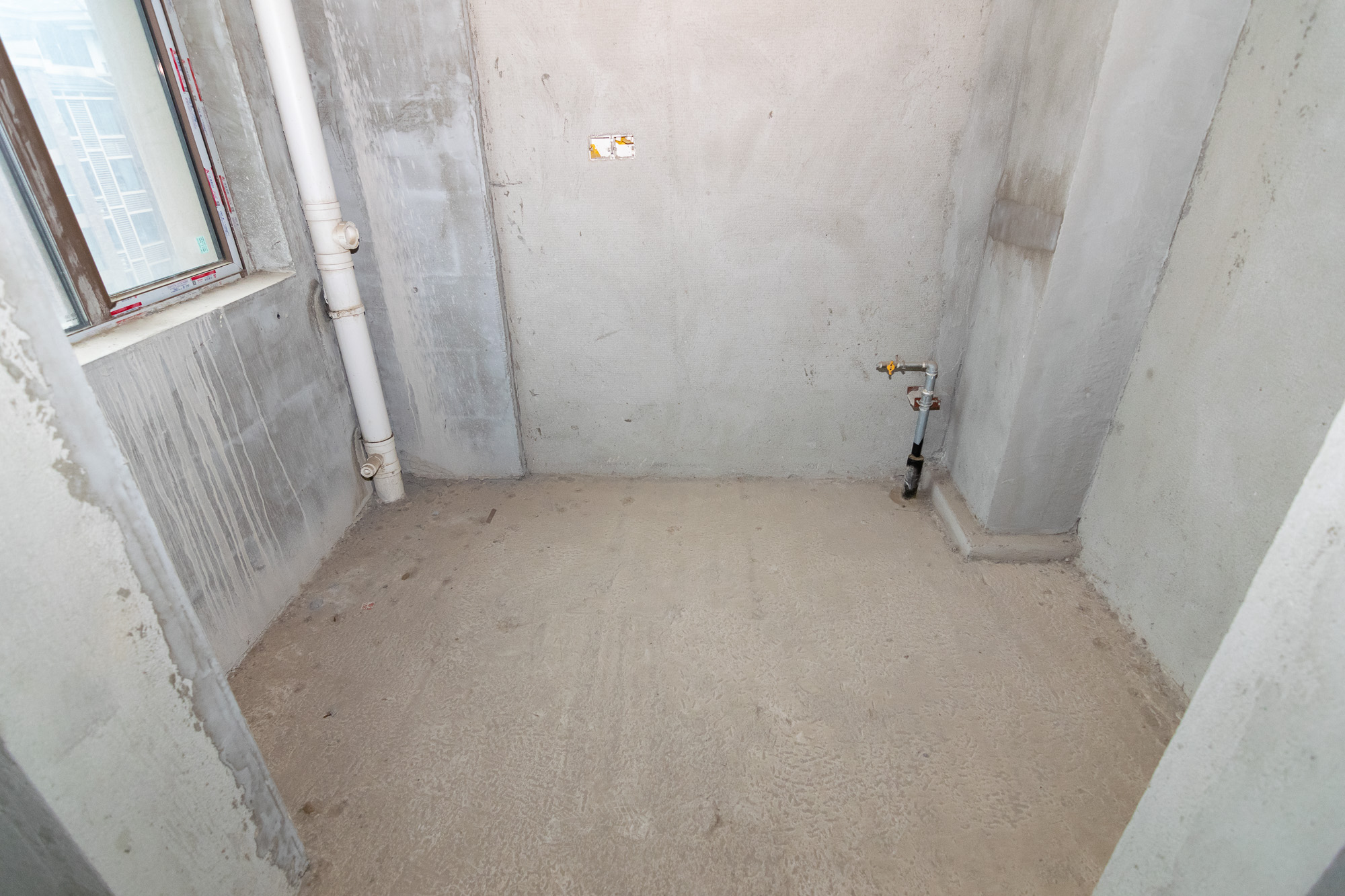 大汉汉园  6室3厅2卫    160.0万 大汉汉园  6室3厅2卫    160.0万厨房