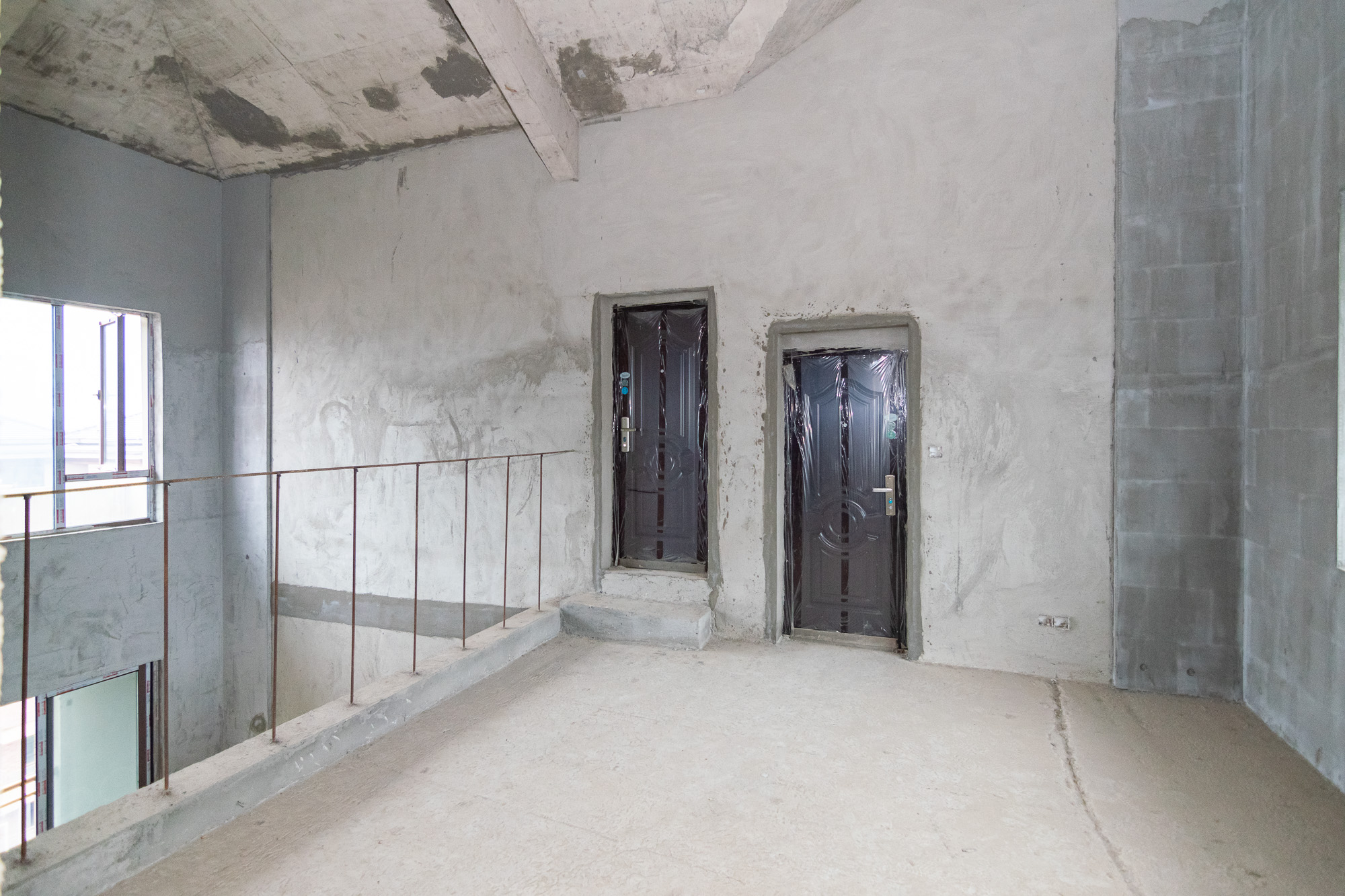 大汉汉园  6室3厅2卫    160.0万 大汉汉园  6室3厅2卫    160.0万卧室