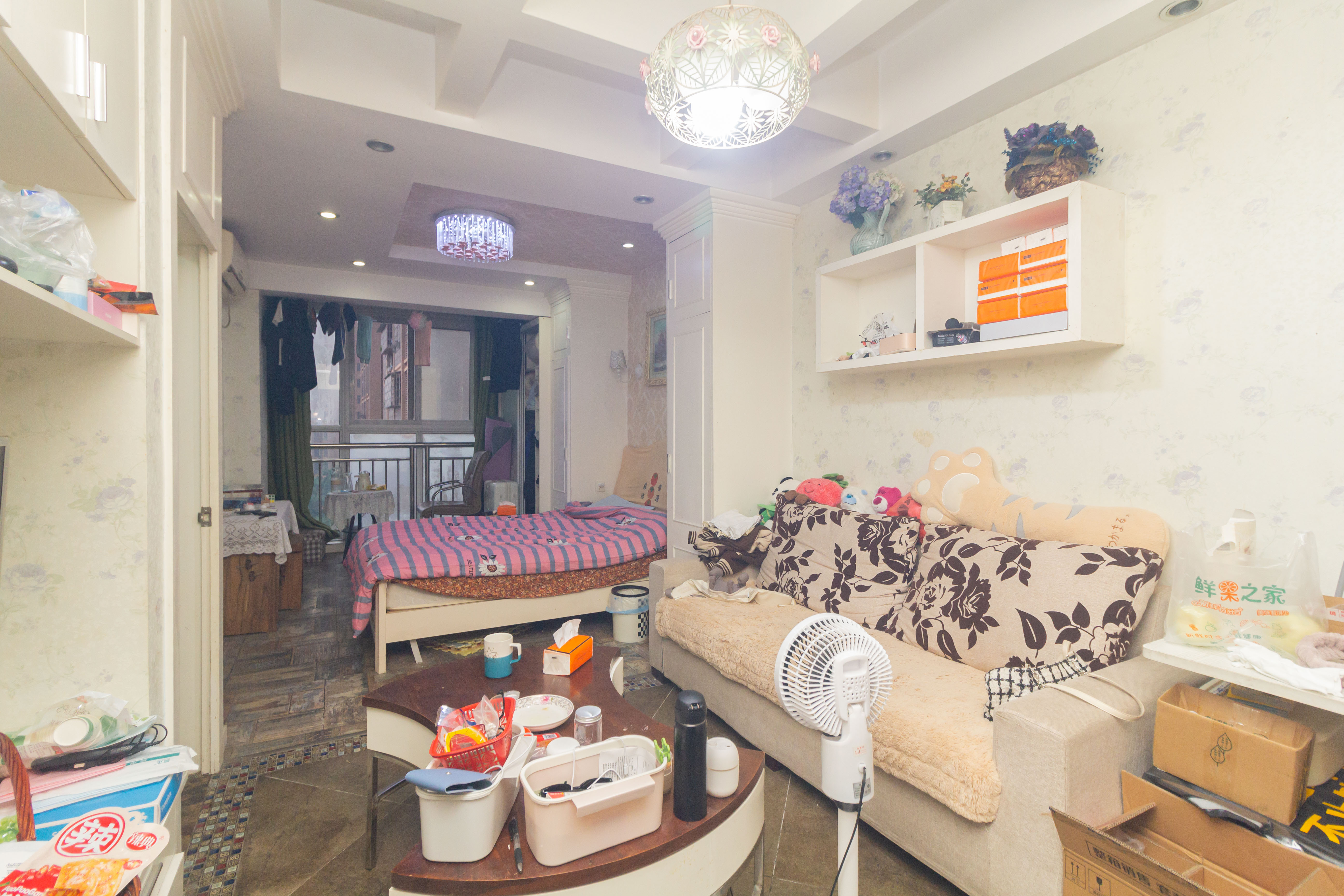 爵士湘 1室1厅1卫 26.80万 爵士湘 1室1厅1卫 26.80万客厅