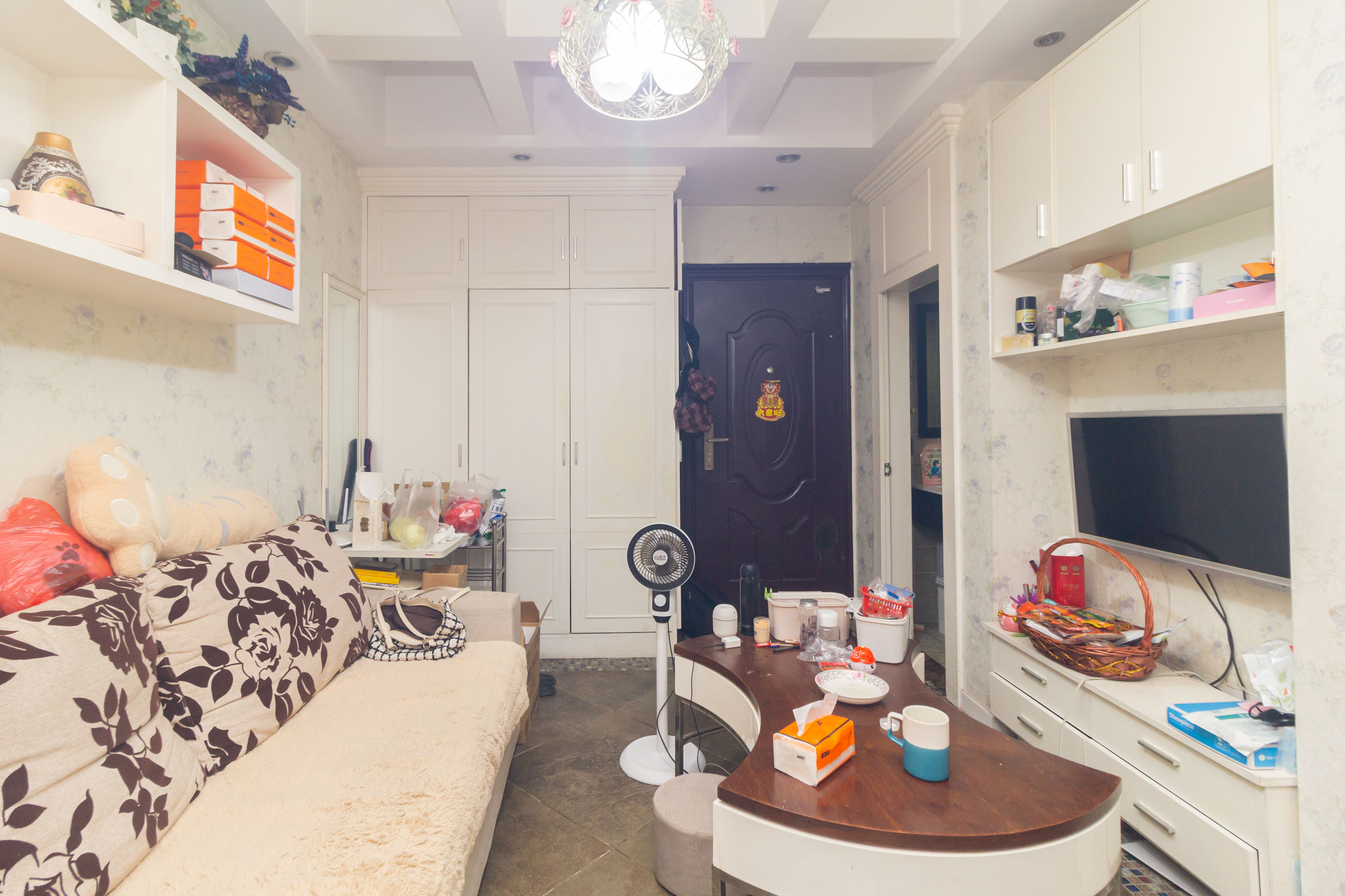 爵士湘 1室1厅1卫 26.80万 爵士湘 1室1厅1卫 26.80万客厅