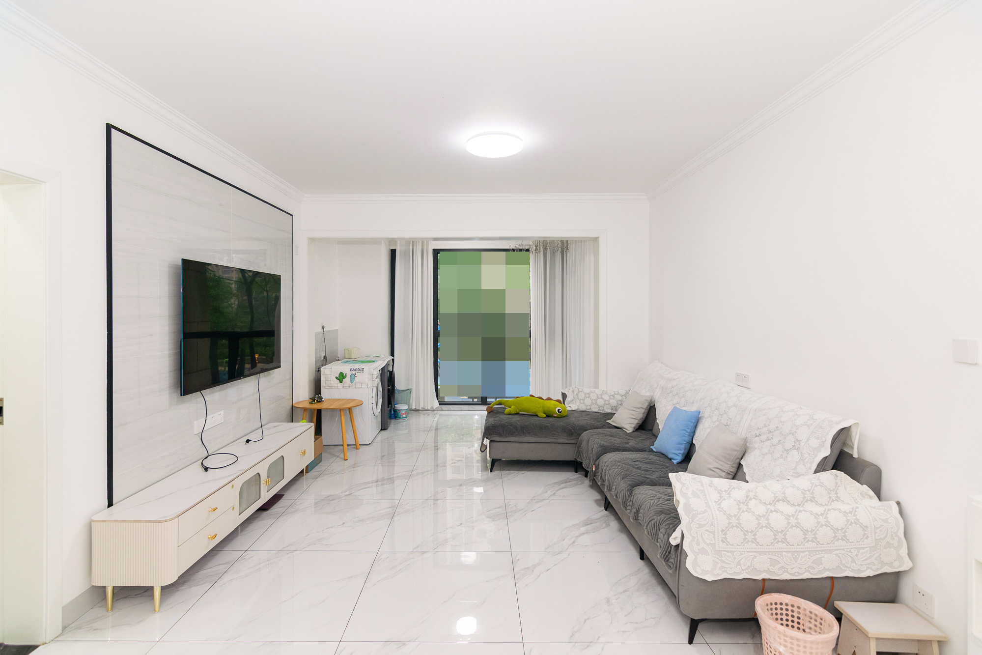 美的翰城 3室2厅2卫 95.0万 美的翰城 3室2厅2卫 95.0万客厅