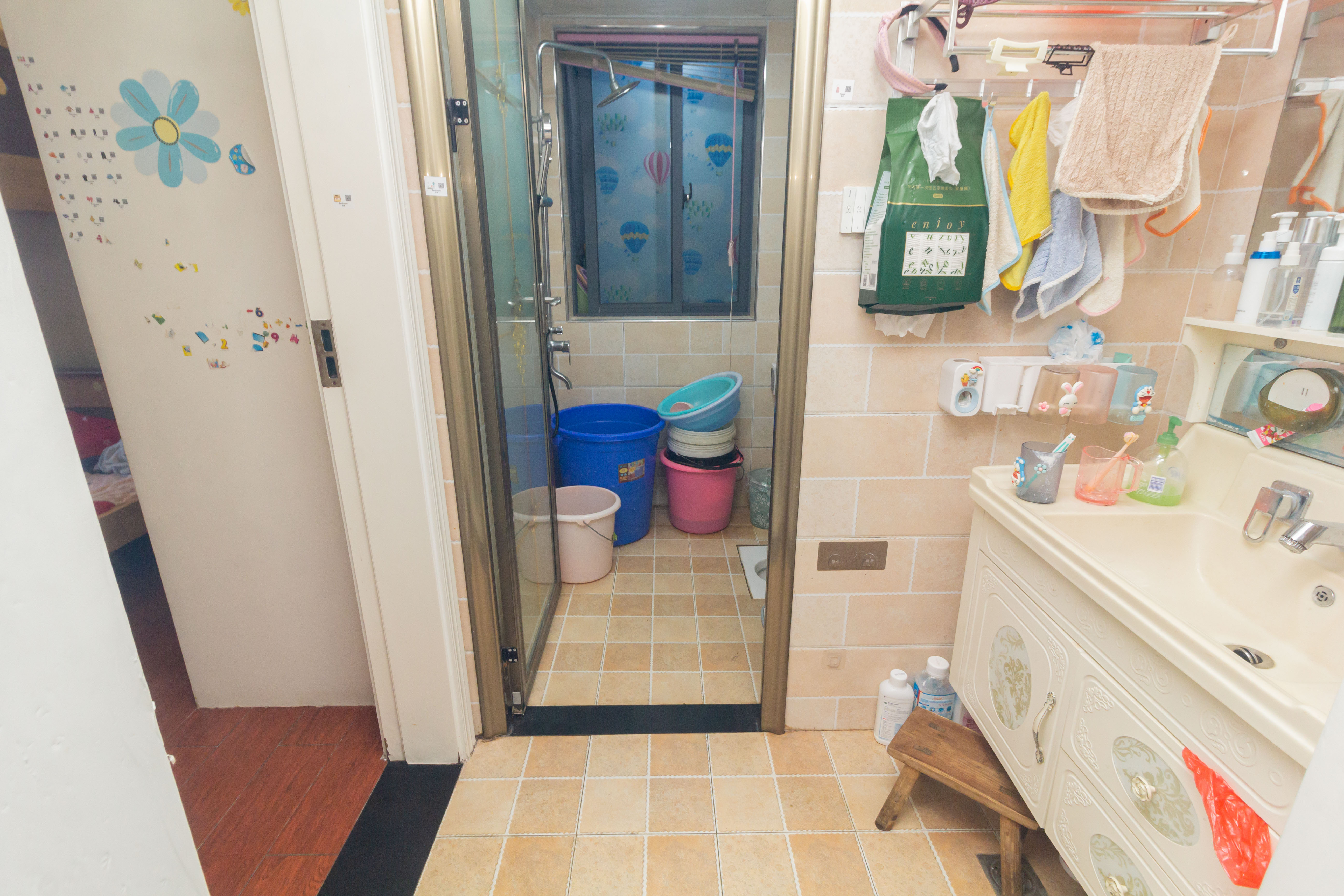 辉宏橄榄城  3室2厅1卫    55.8万 辉宏橄榄城  3室2厅1卫    55.8万卫生间