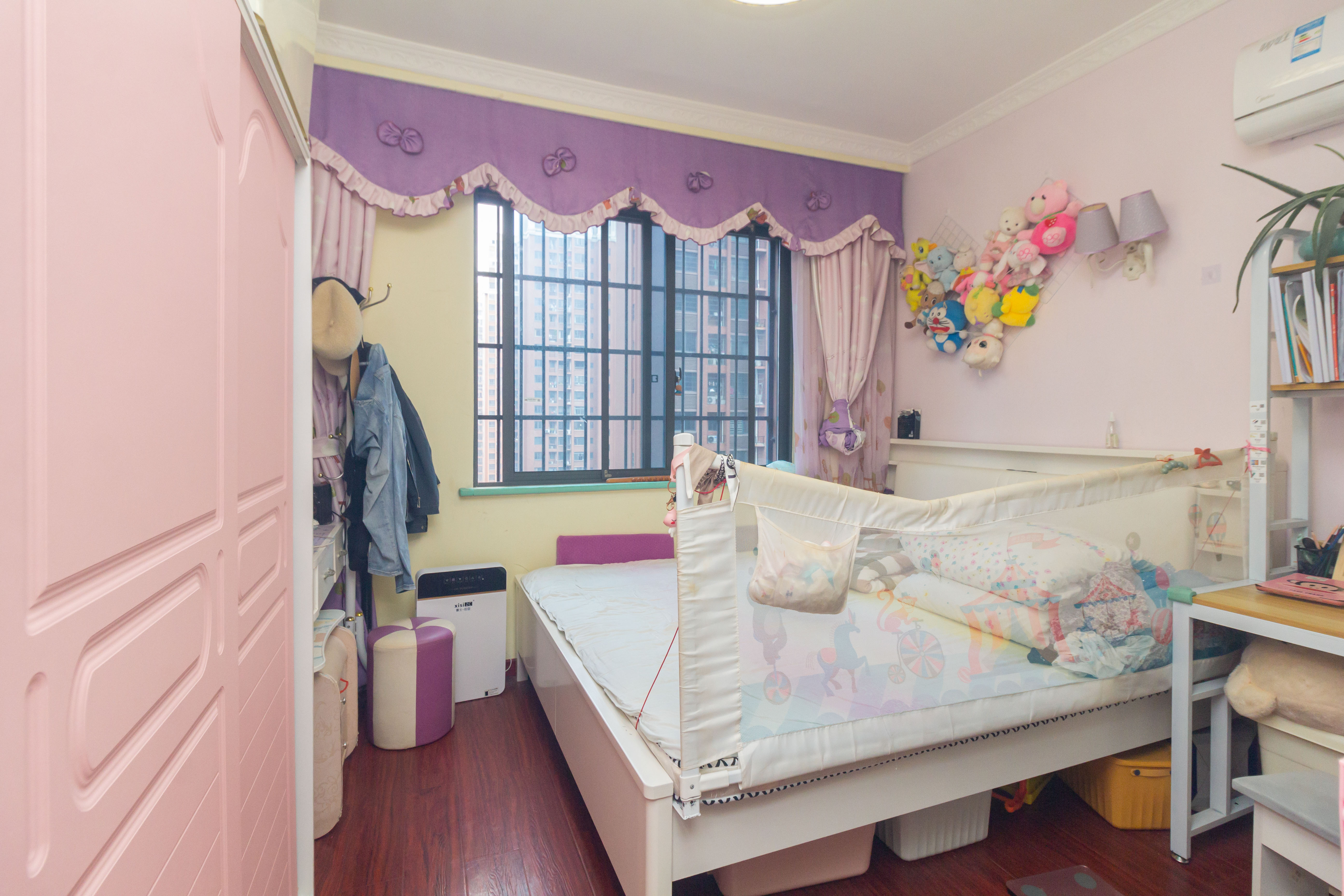 辉宏橄榄城  3室2厅1卫    55.8万 辉宏橄榄城  3室2厅1卫    55.8万卧室