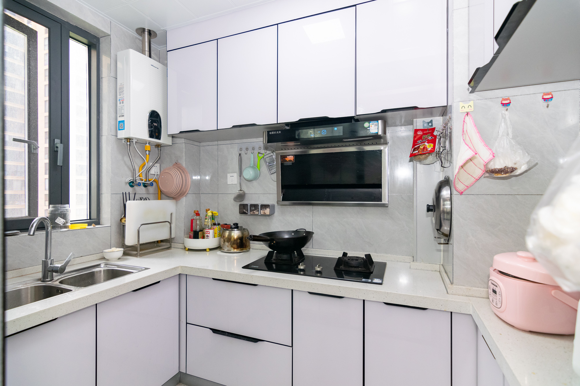 富兴悦府(富兴学府名邸) 4室2厅2卫 94.0万 富兴悦府(富兴学府名邸) 4室2厅2卫 94.0万厨房