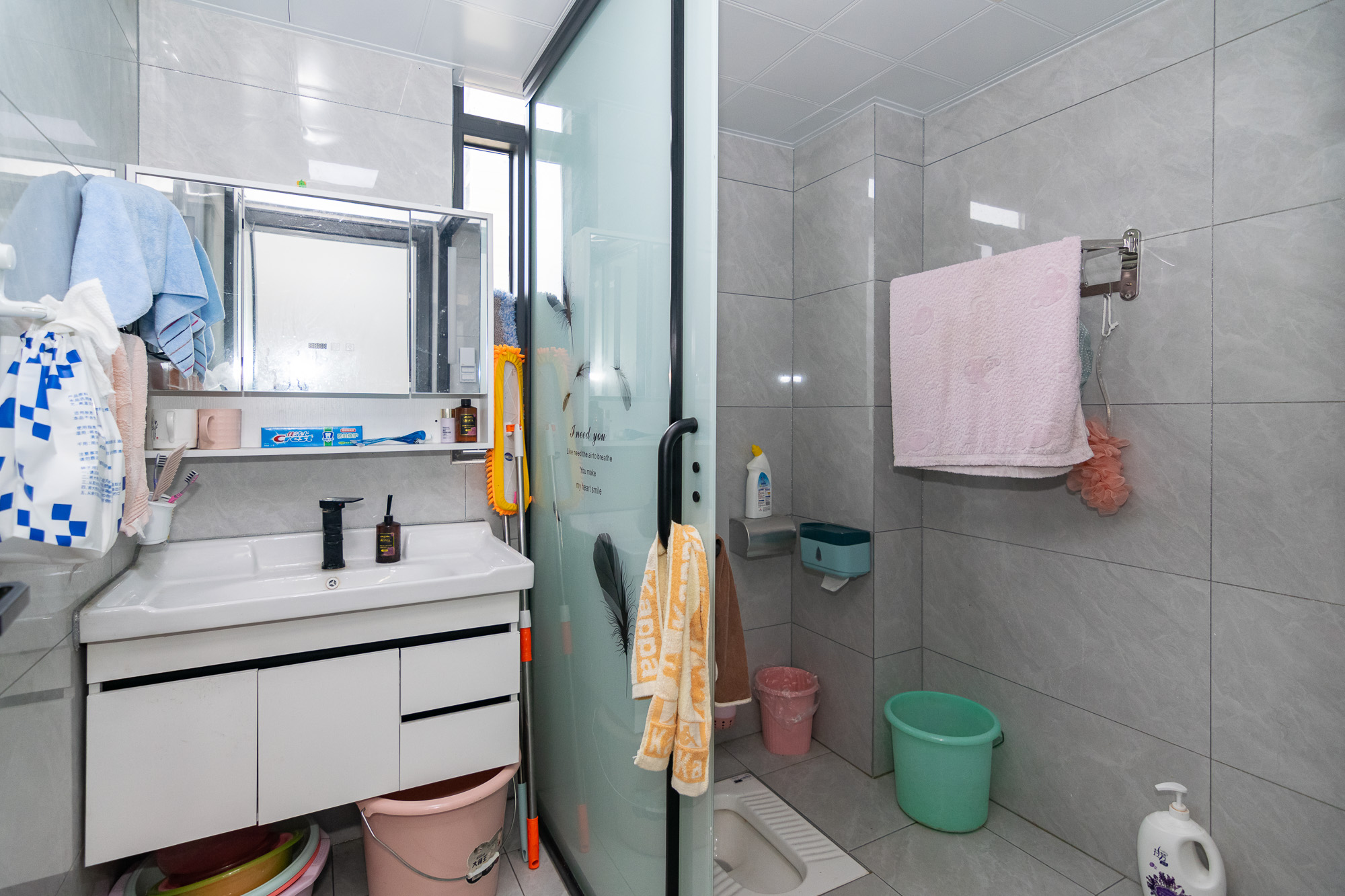 富兴悦府(富兴学府名邸) 4室2厅2卫 94.0万 富兴悦府(富兴学府名邸) 4室2厅2卫 94.0万卫生间