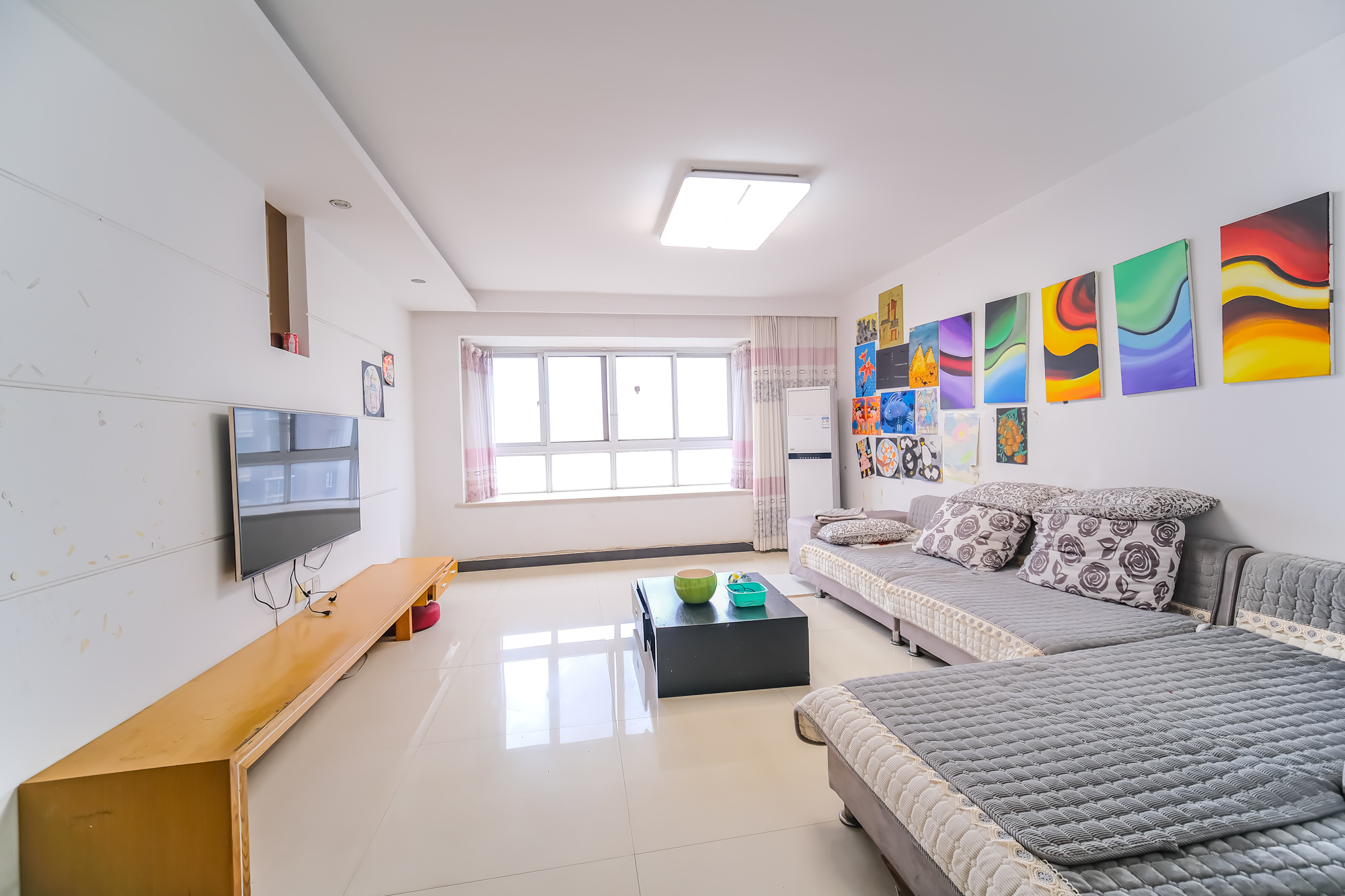 世景华庭  3室2厅2卫   68.00万 世景华庭  3室2厅2卫   68.00万