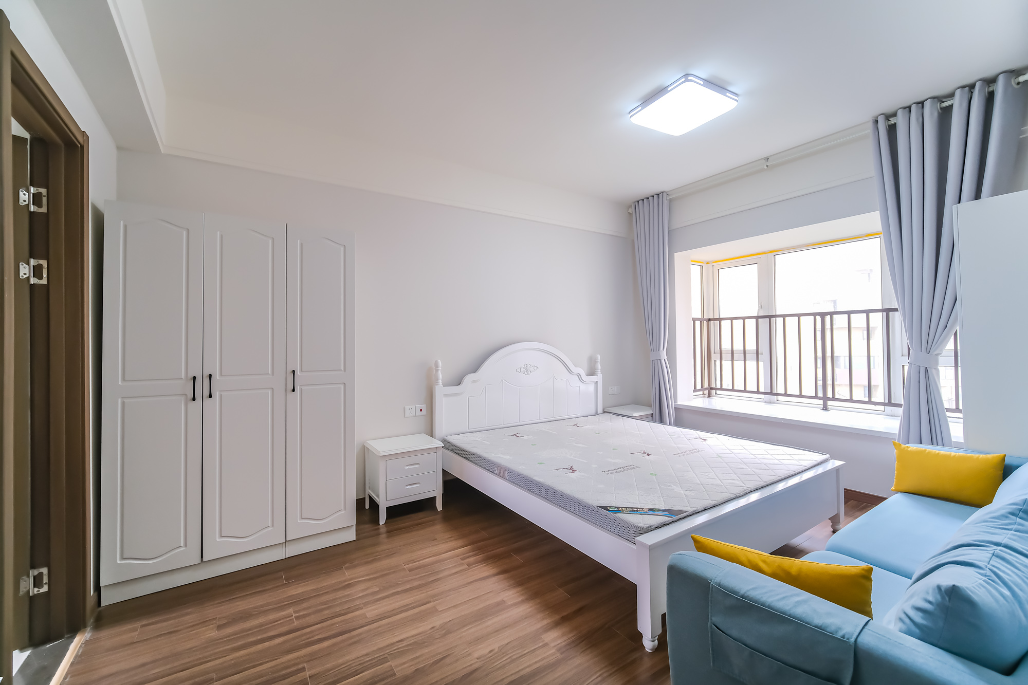 保利香槟国际 4室2厅1卫 104.0万 保利香槟国际 4室2厅1卫 104.0万卧室