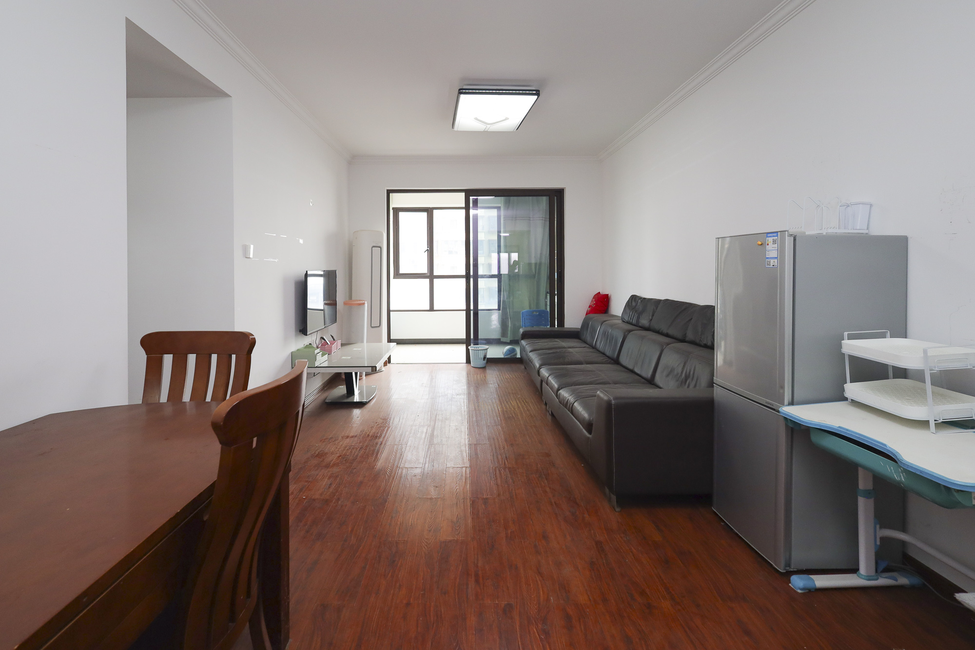 山语城三期  3室2厅2卫    65.0万 山语城三期  3室2厅2卫    65.0万客厅