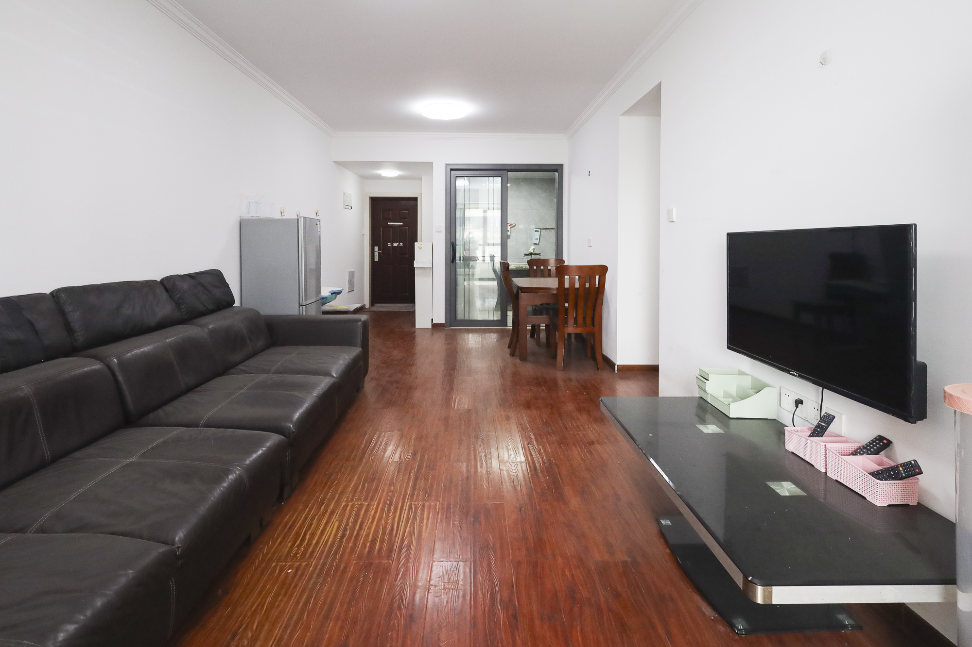 山语城三期  3室2厅2卫    65.0万客厅