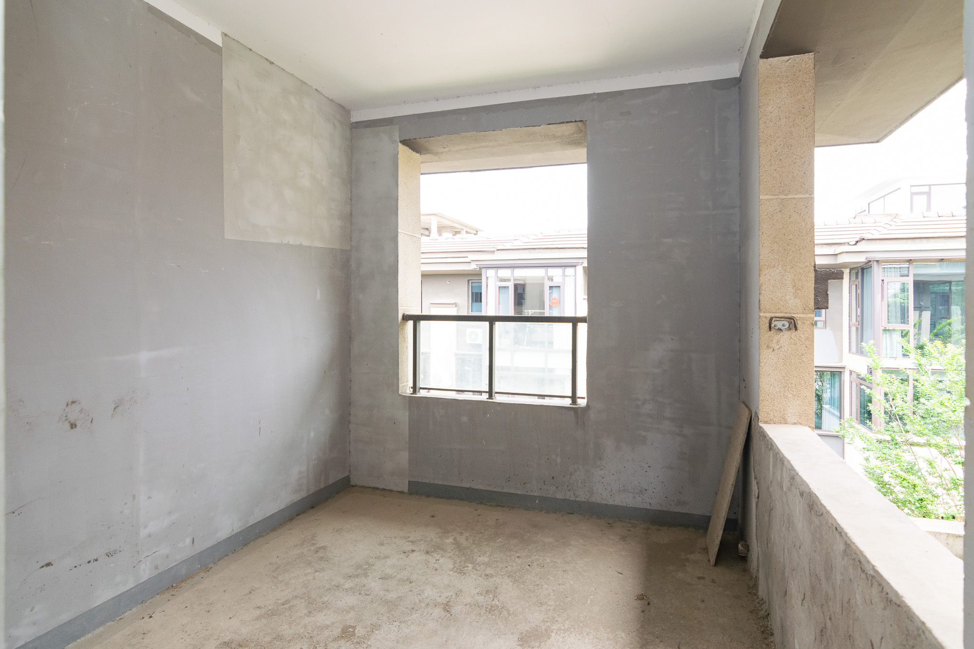 华润桃源里 5室3厅1卫 200.0万 华润桃源里 5室3厅1卫 200.0万卧室