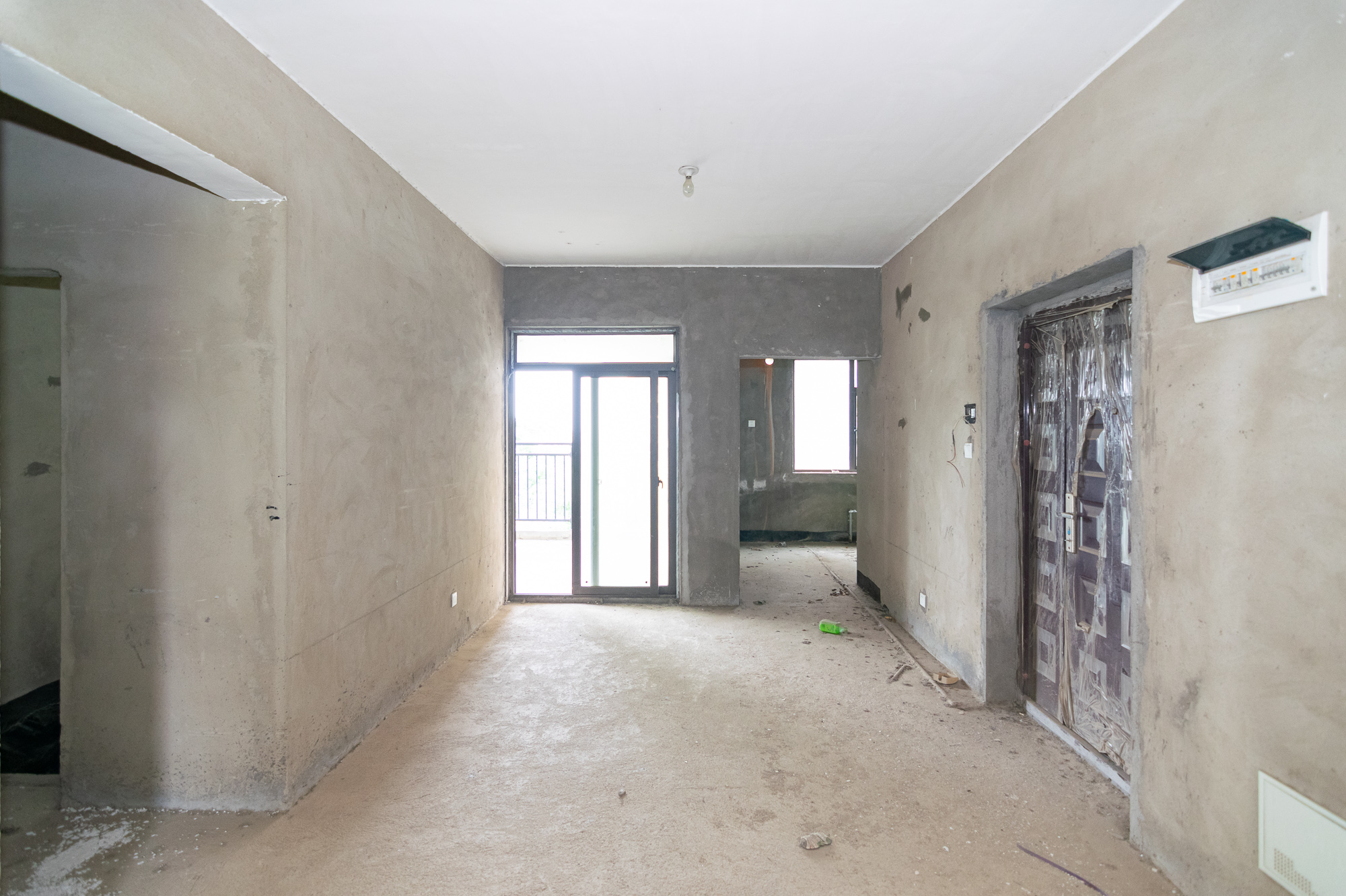 高域自然城 4室2厅2卫 65.0万 高域自然城 4室2厅2卫 65.0万客厅