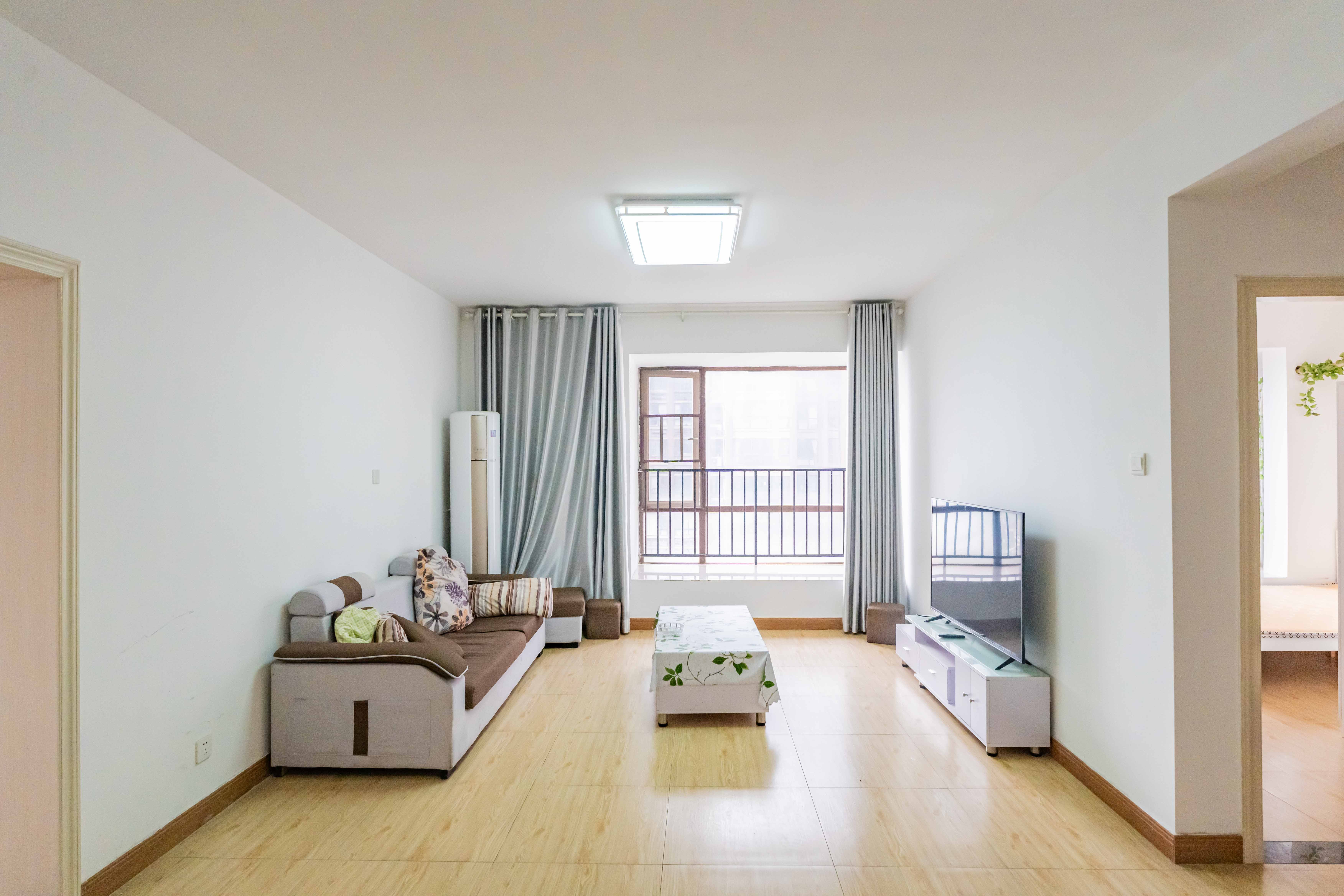 金色溪泉湾  3室2厅2卫    108.0万 金色溪泉湾  3室2厅2卫    108.0万