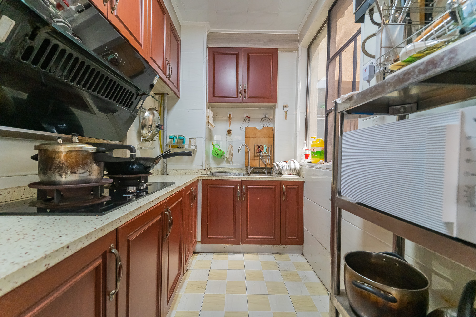 华润置地广场二期  3室2厅1卫    81.8万 华润置地广场二期  3室2厅1卫    81.8万厨房